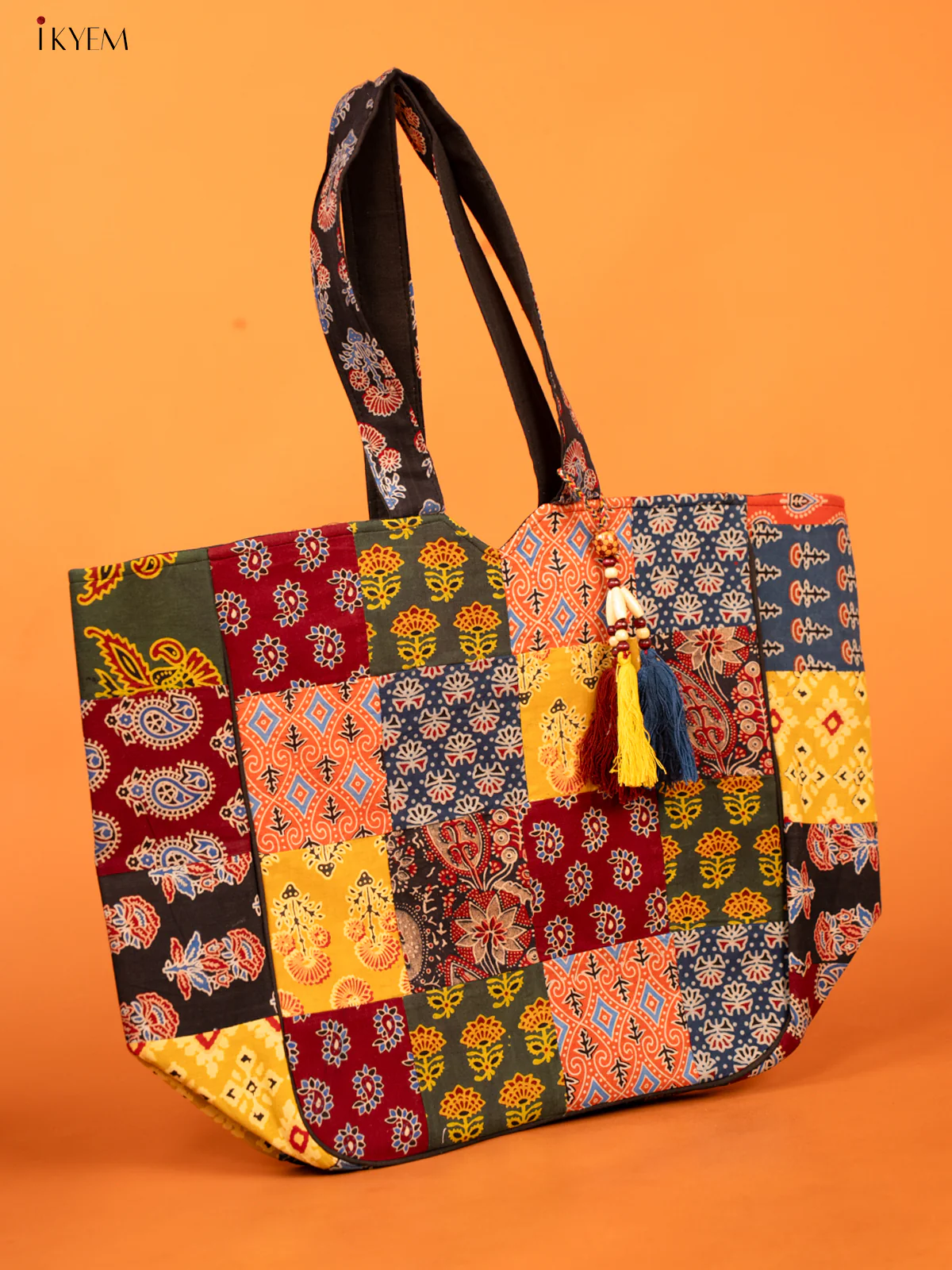 Ajrakh Stylish Patchwork Hand bag - Image 3