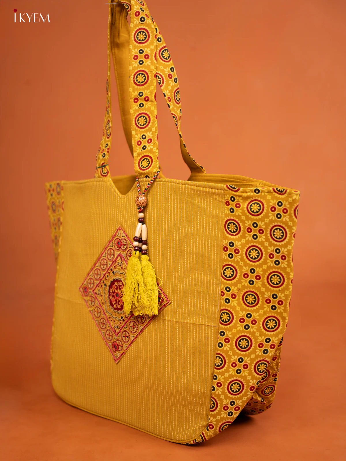 Ajrakh Aari work  Hand bag - Yellow - Image 2