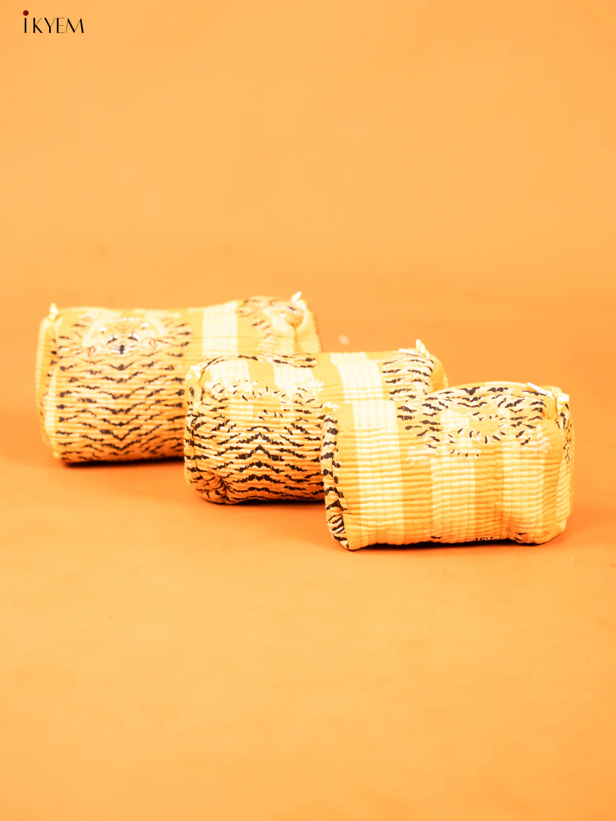 Cotton printed Pouch - Set of 3 - Sandal with Orange - KD26325