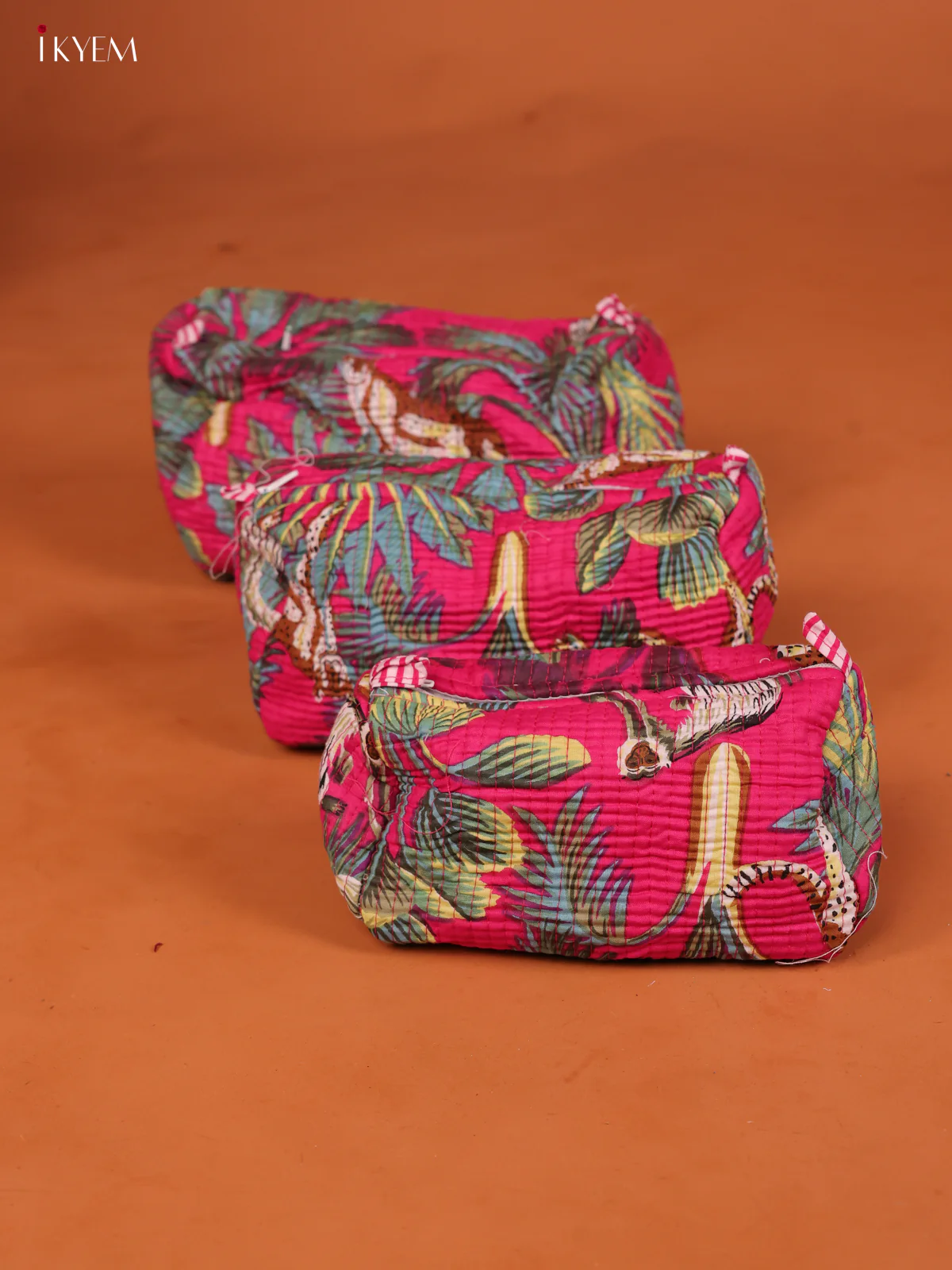 Cotton printed Pouch - Set of 3 - Pink - KD26331