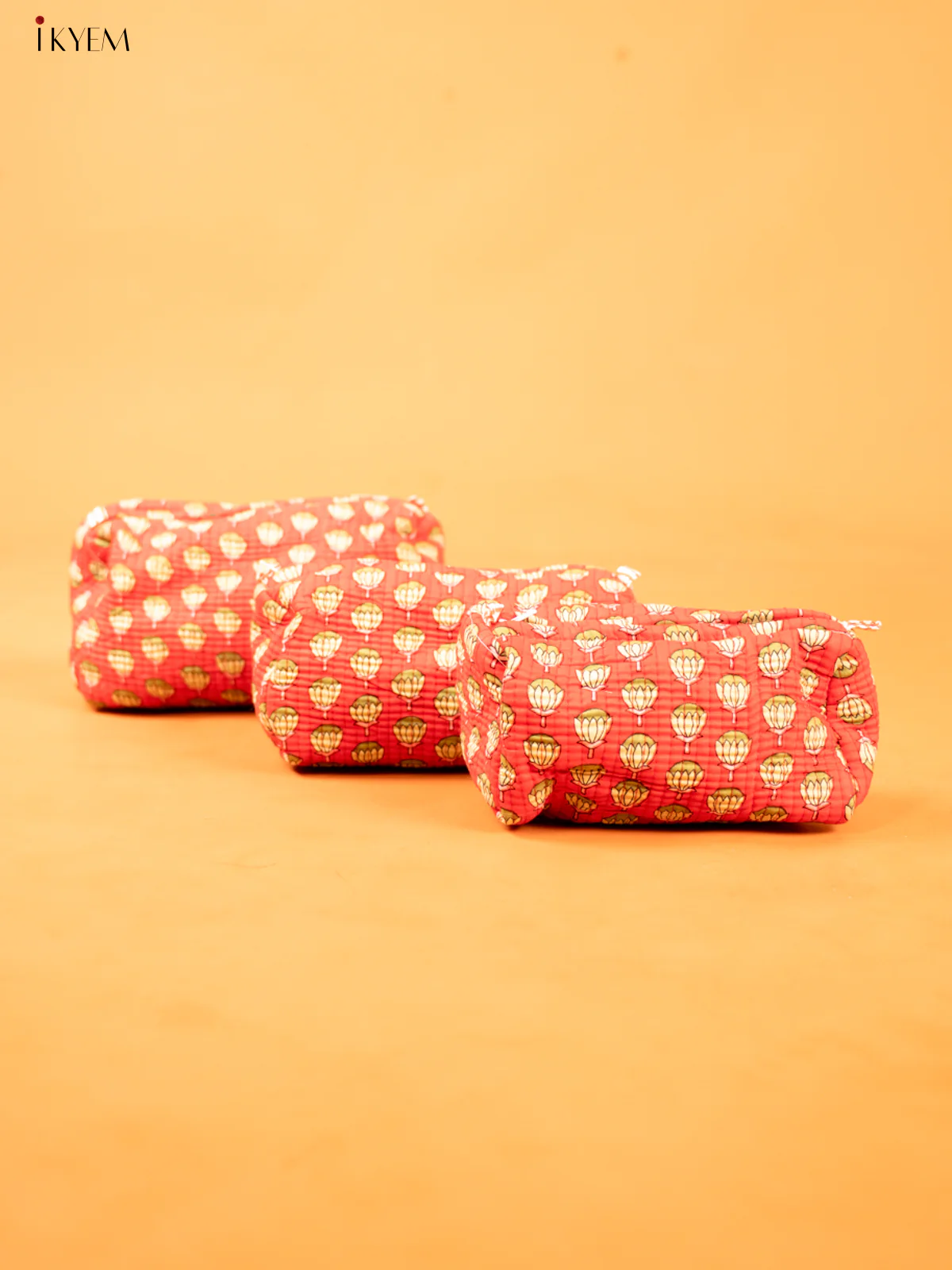 Cotton printed Pouch - Set of 3 - Red - KD26341