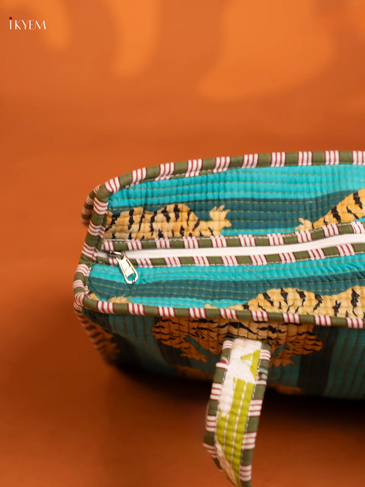 Quilted Tote Bag - Image 3