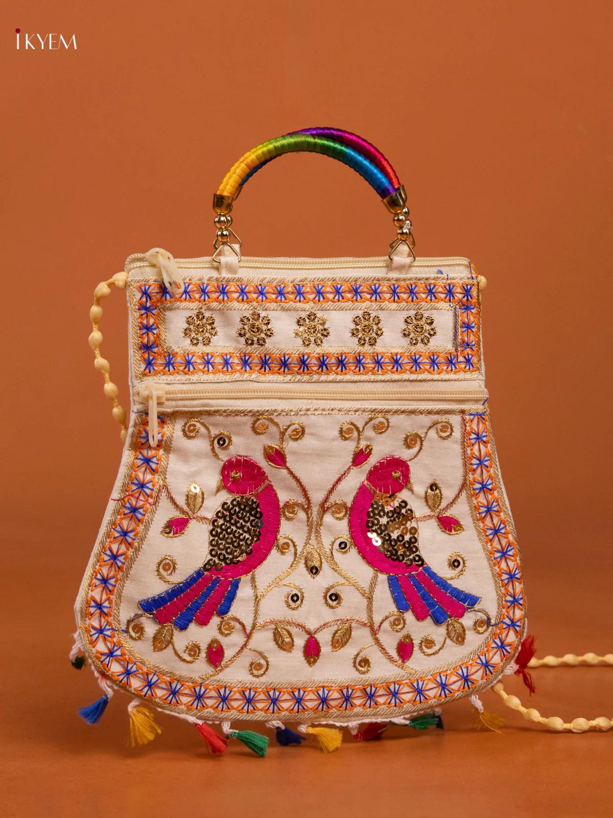 Embrodery rajasthani jaipuri Sling and handbag - Image 3