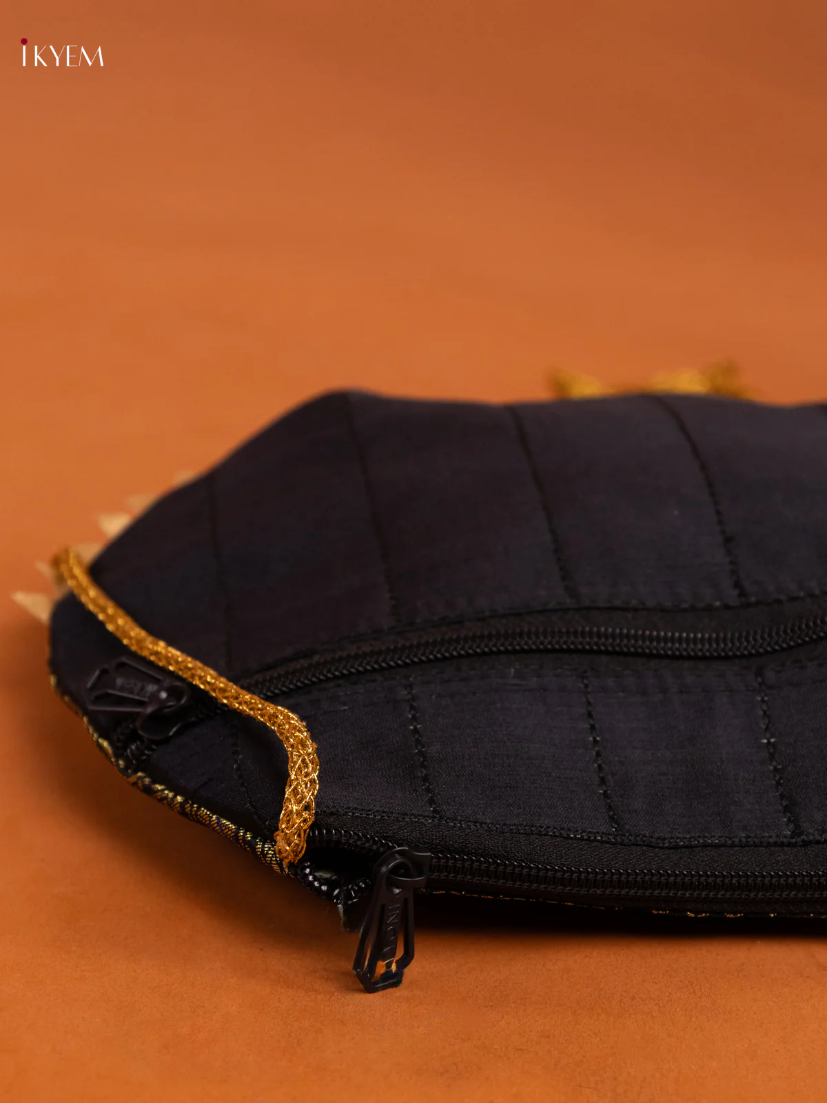 Banarasi Silk Sling Bag - KD26387 - Image 3