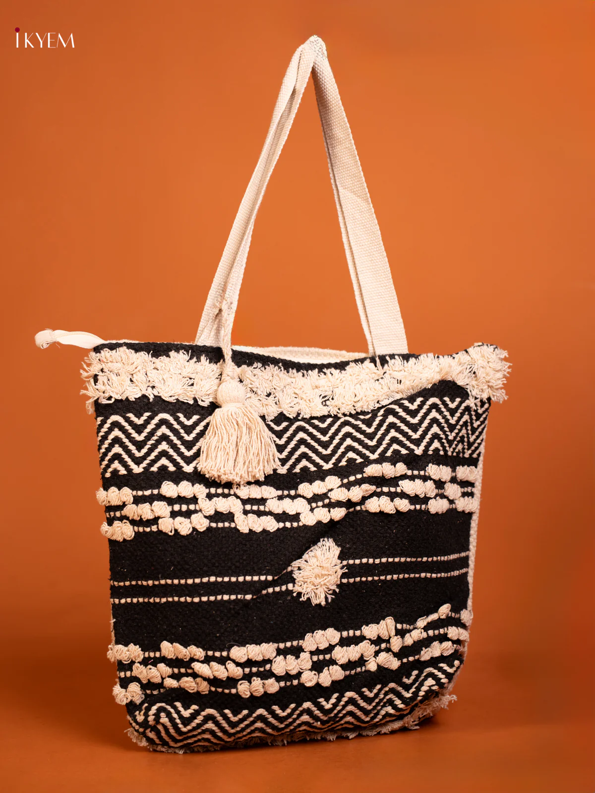 Cloth Bag Balck With Off White - Image 2