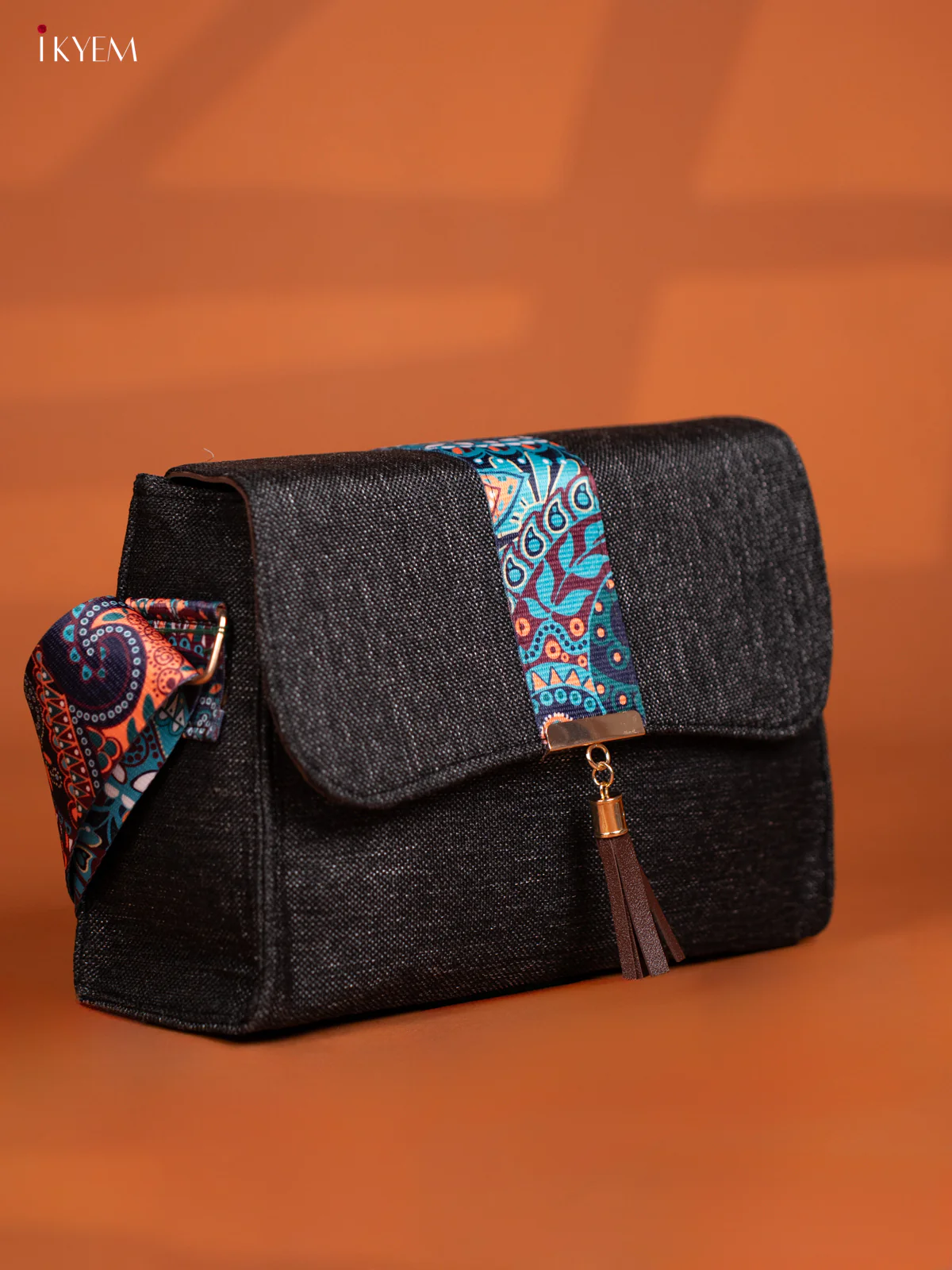 Jacquard Printed Sling Bag - Black - KD26595 - Image 2