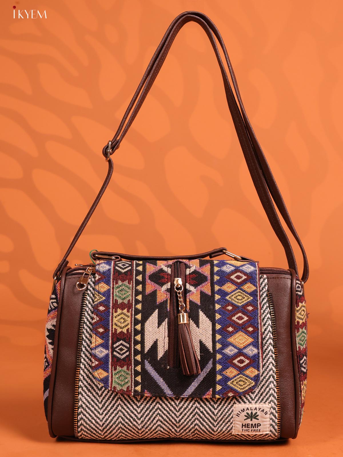 Jacquard Geometric Leather Sling Bag with 3 compartments - Green - KD26677 - Image 4