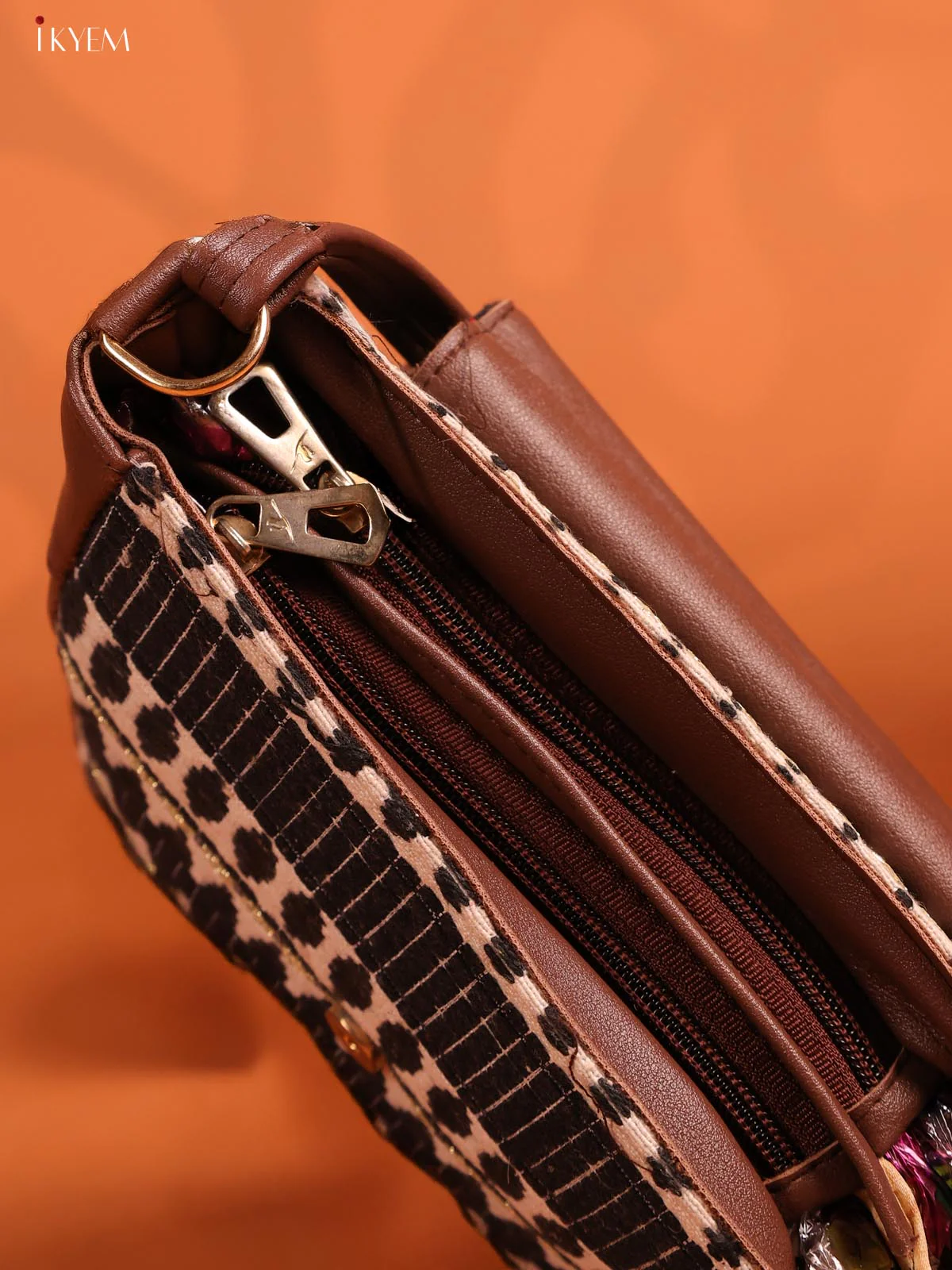 Jacquard Flap Leather Sling Bag with 3 Compartments - Black with white - KD26744 - Image 5