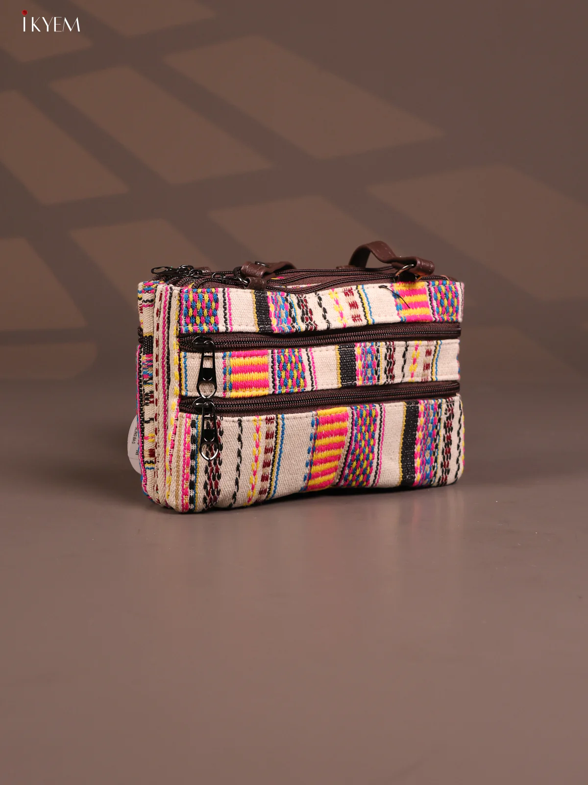 Jacquard Embroidery Handy Handbag with 6 Compartments - Multicolour - KD26762 - Image 2