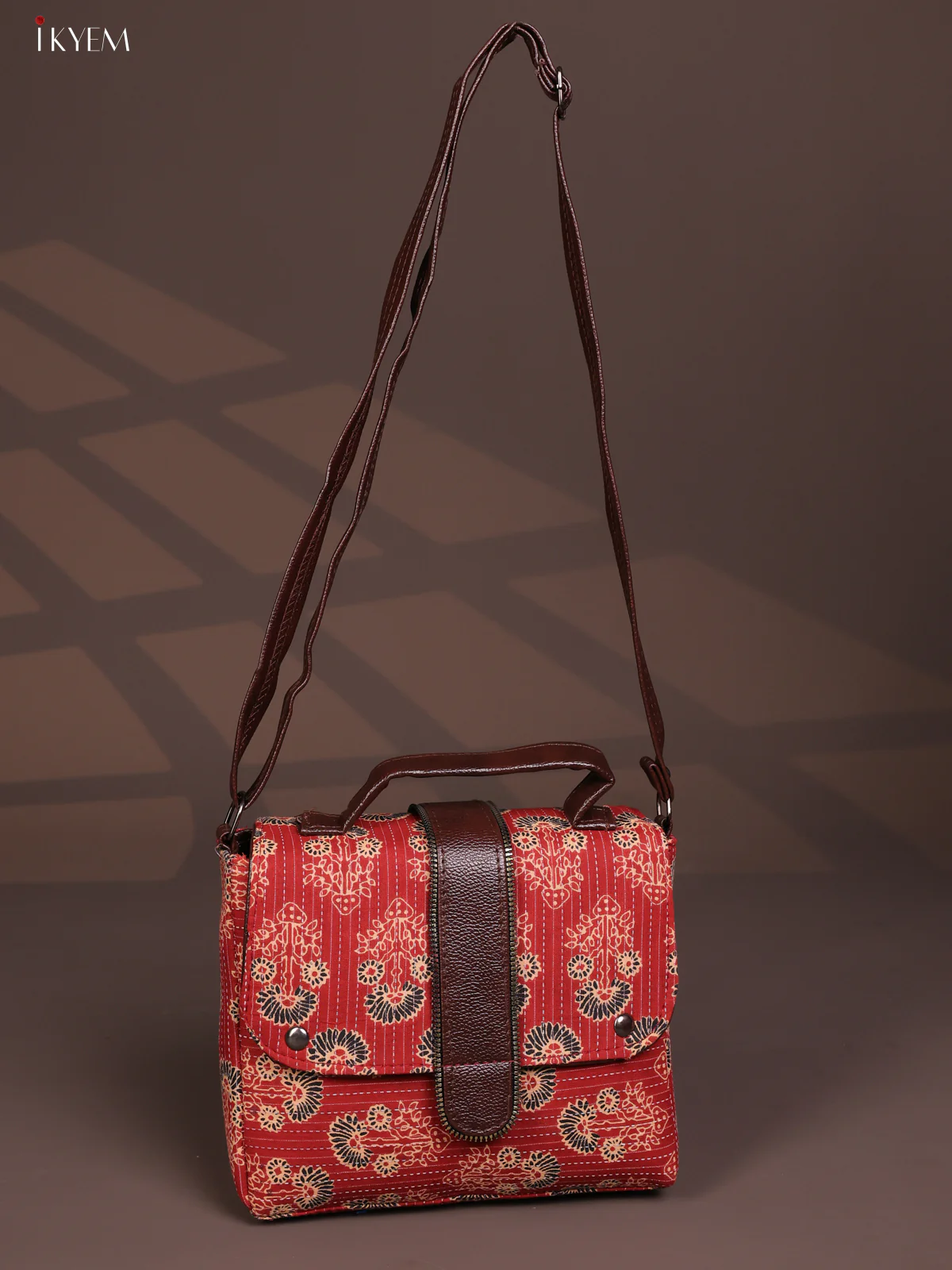 Floral Pattern Leather Flap Sling Bag with 3 Compartments - Red - KD26810 - Image 4