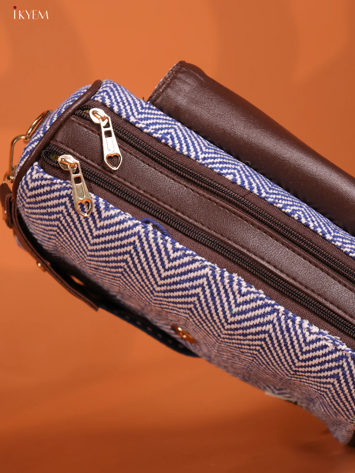 jacquard Flap with printed sling Bag with 4 Compartments - Navy Blue - KD26855 - Image 3