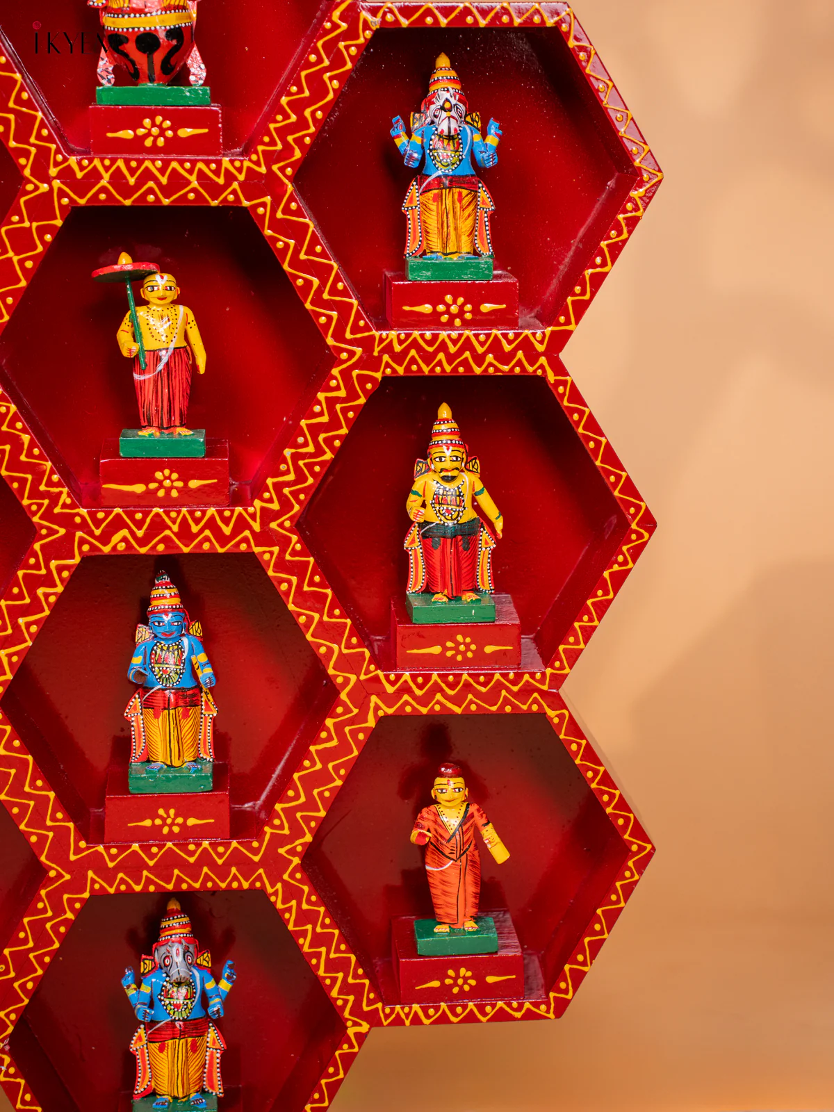 Wooden Octagonal Frame with Kondapalli Dasavatharam Idols - Red - KD28112 - Image 5