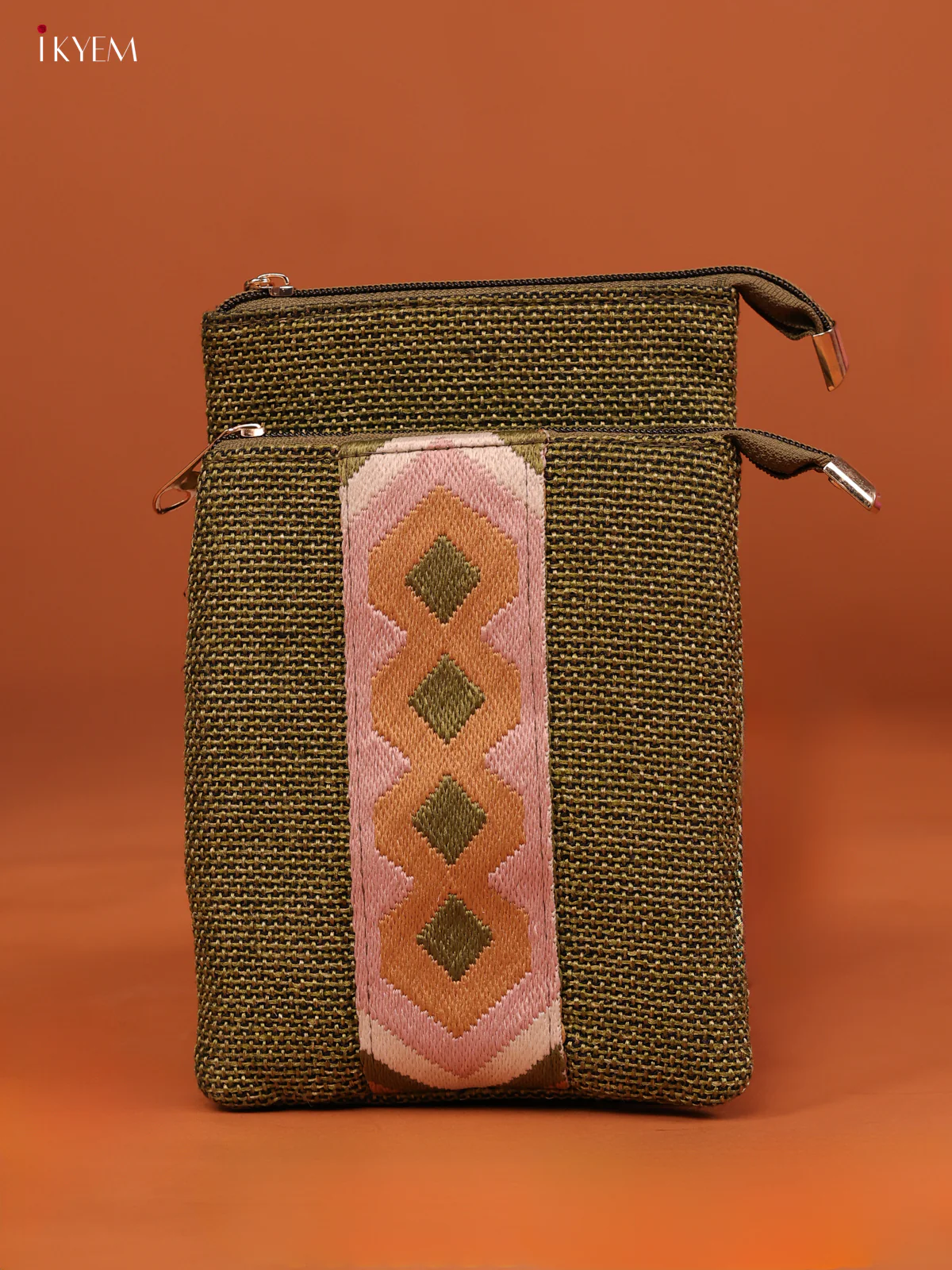 DETACHABLE POUCH - GREEN