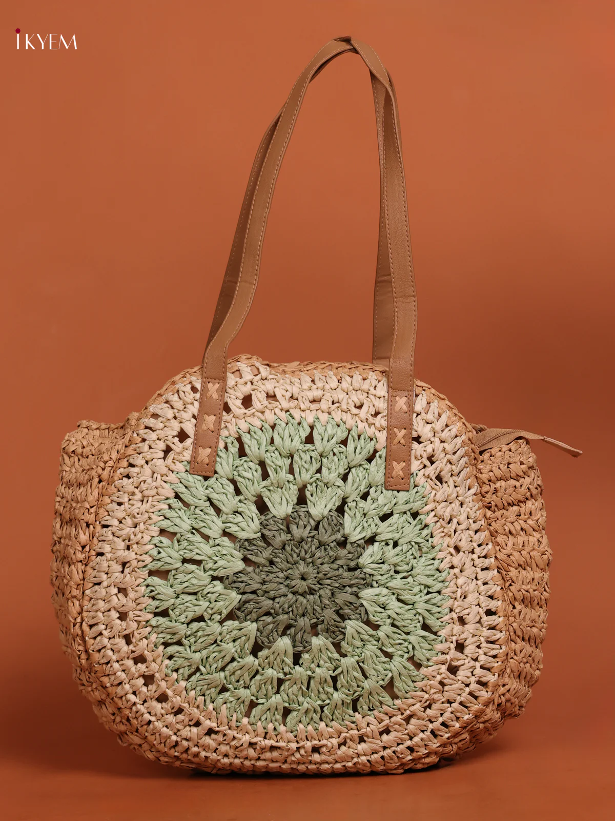 Round Beach Shoulder Bag with zipper