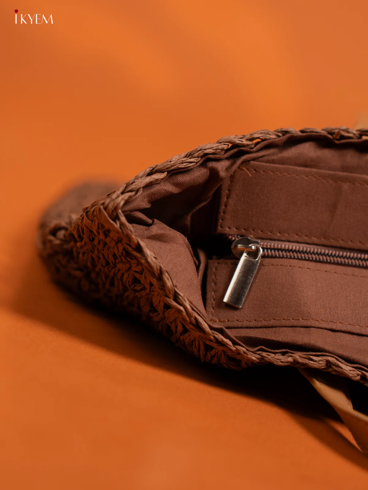 Beach Shoulder Bag with zipper - coffee brown - KE16134 - Image 3
