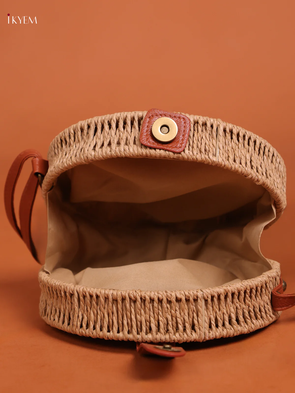Bali Rattan Jute Sling Bag Brown - Image 3