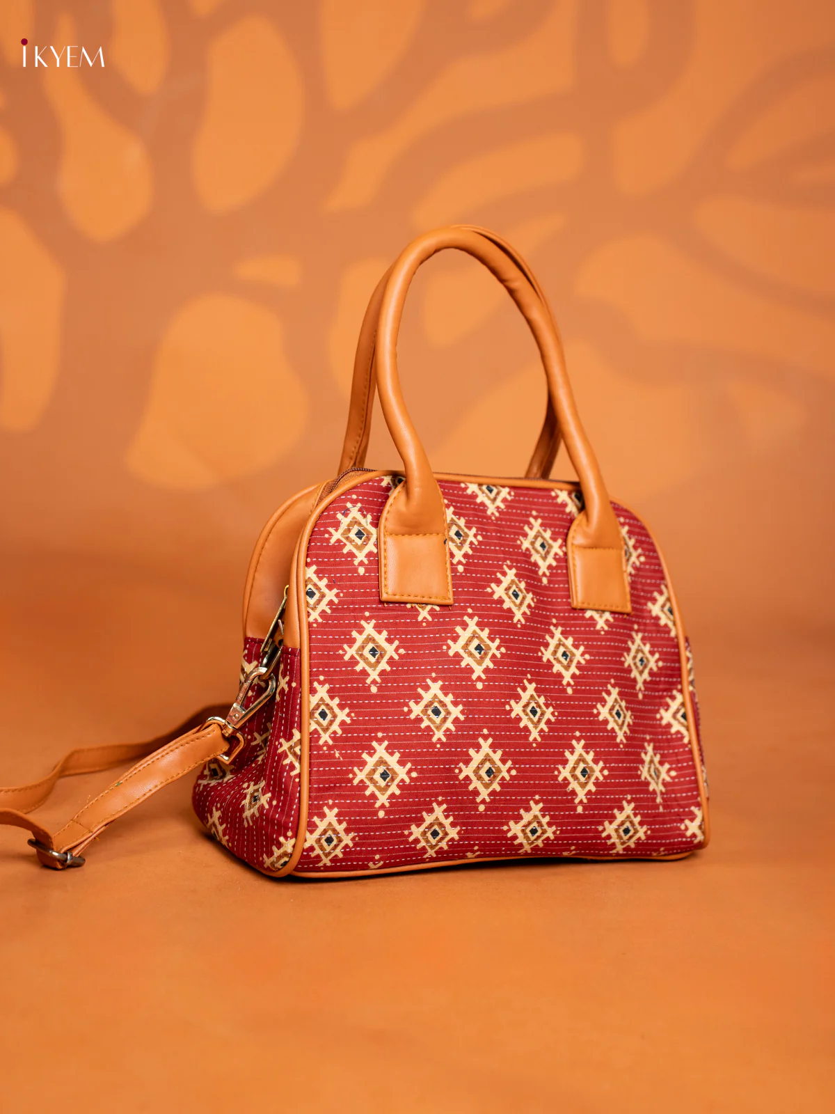 Cotton Ikat Printed handbag & Leather Sling with 2 Compartments 1 Pouch - Red - KE16375 - Image 2