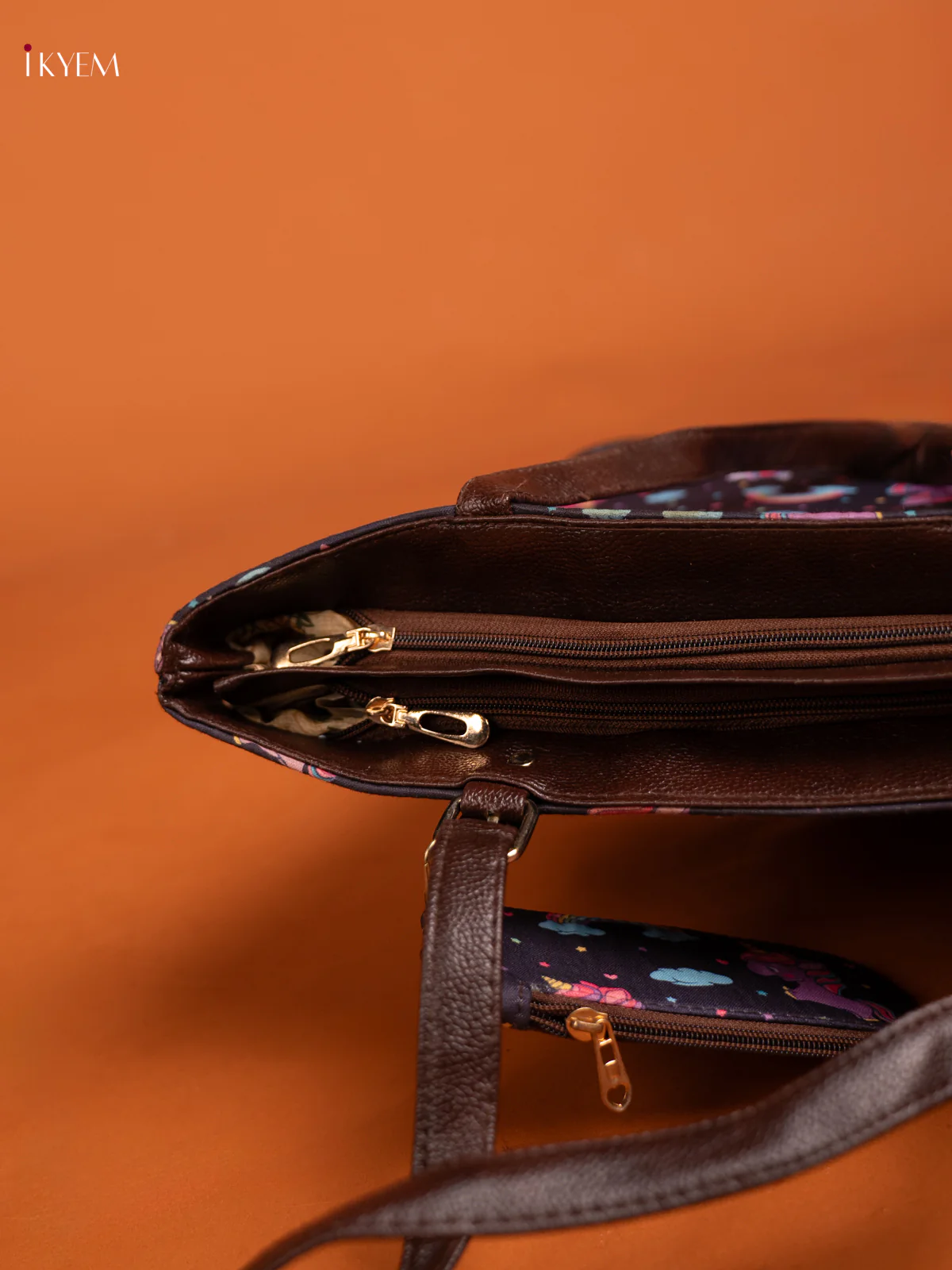 Unicorn print Handbag & pouch with 3 Compartments - KE16377 - Image 4