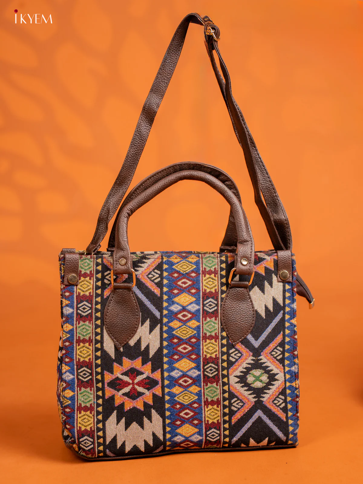 Jacquard Handbag and Leather Sling & Small Pouch with 1 compartment - Multicolour - KE16432 - Image 2