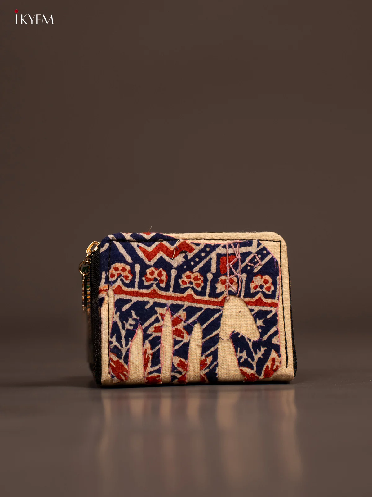 Embroidery Small Wallet - Cream with Navy Blue - KE21192