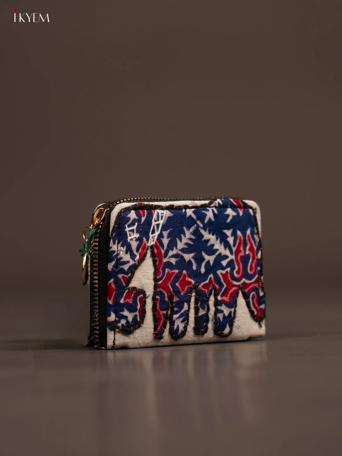 Embroidery Small Wallet - White with navy Blue - KE21201 - Image 2