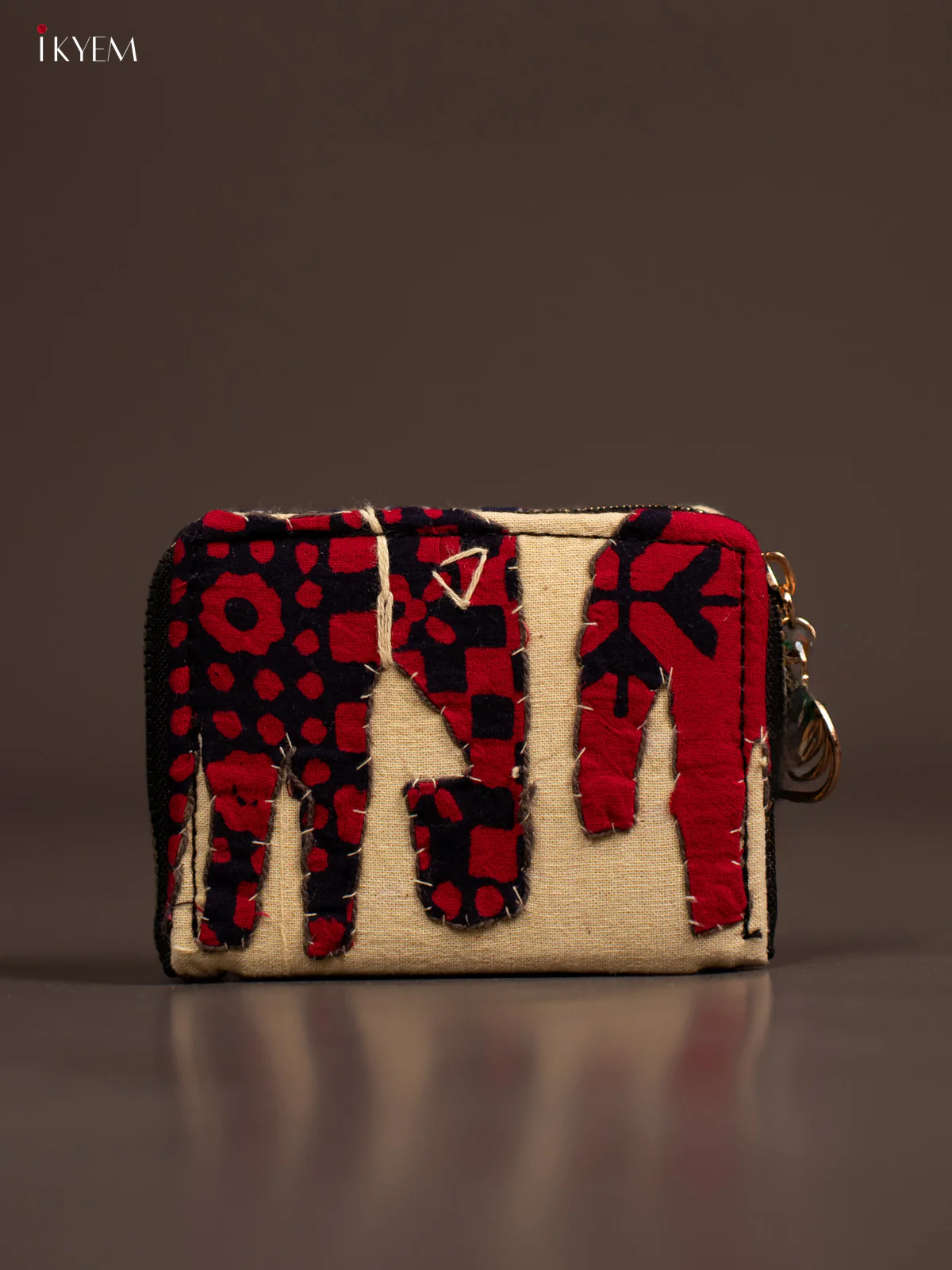 Embroidery Small Wallet - Sandal with Red - KE21237