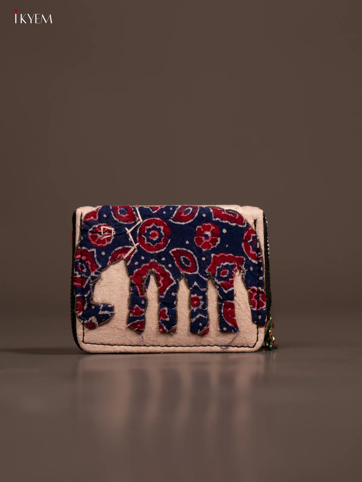 Embroidery Small Wallet - Sandal with Blue - KE21238