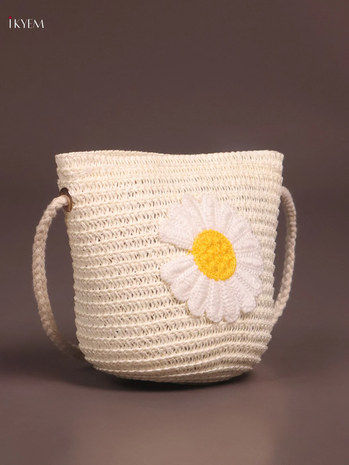 Beach Sling Bag Floral Design White - Image 2