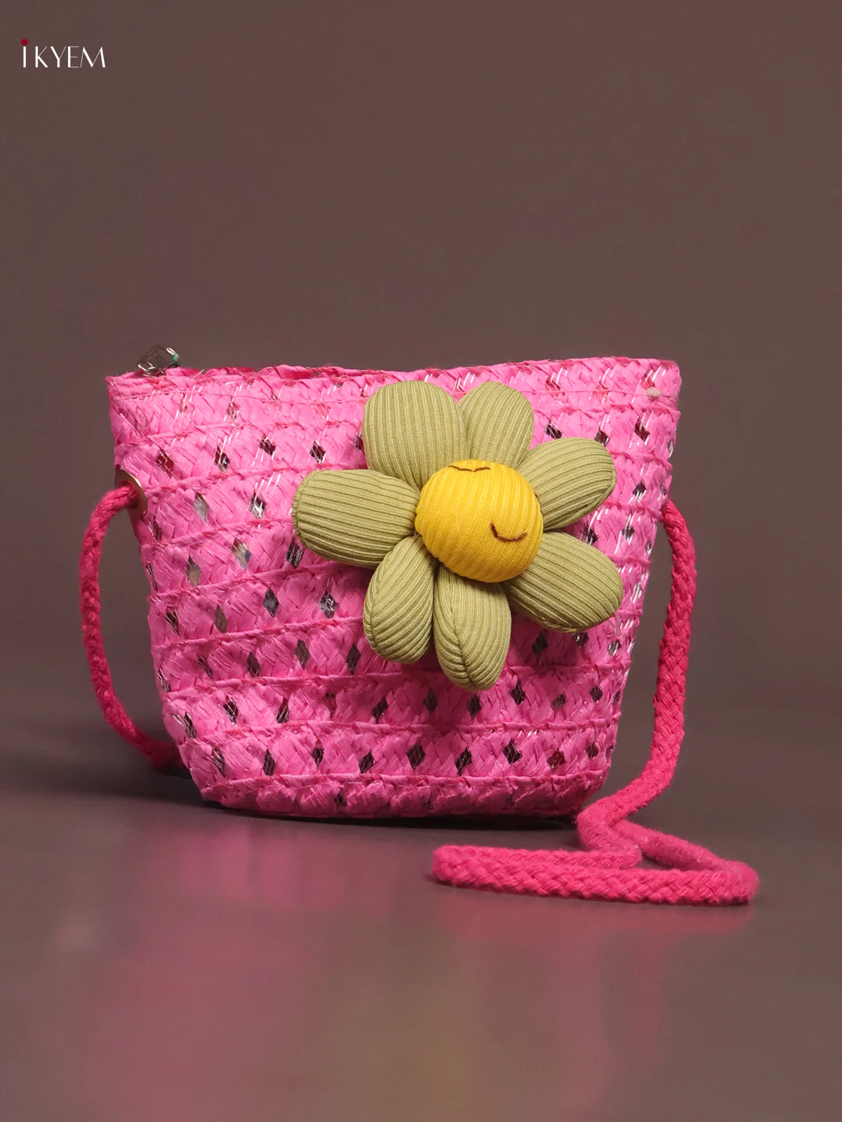 Beach Sling Bag For kids - Pink - KE21352 - Image 2
