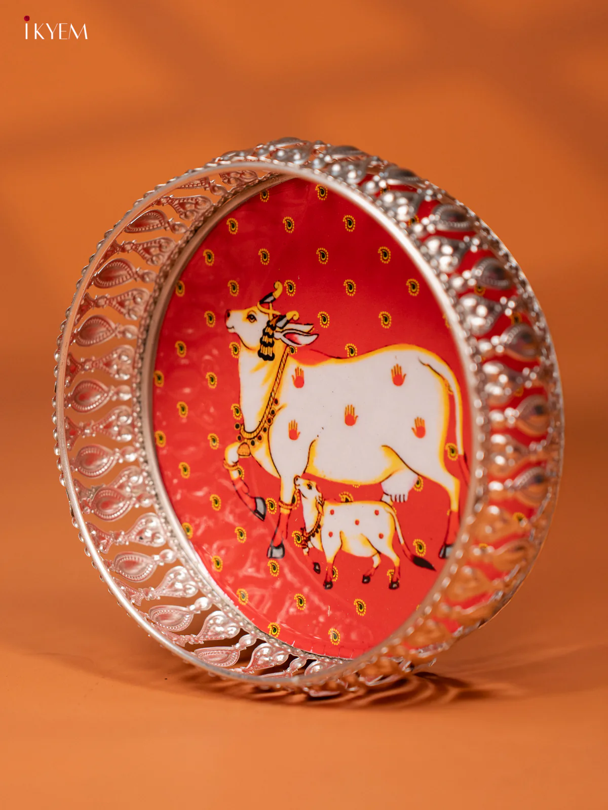Digital Printed German Silver Pichwai Tray - Cow & Calf - RED (6 inch) - KE28111 - Image 2