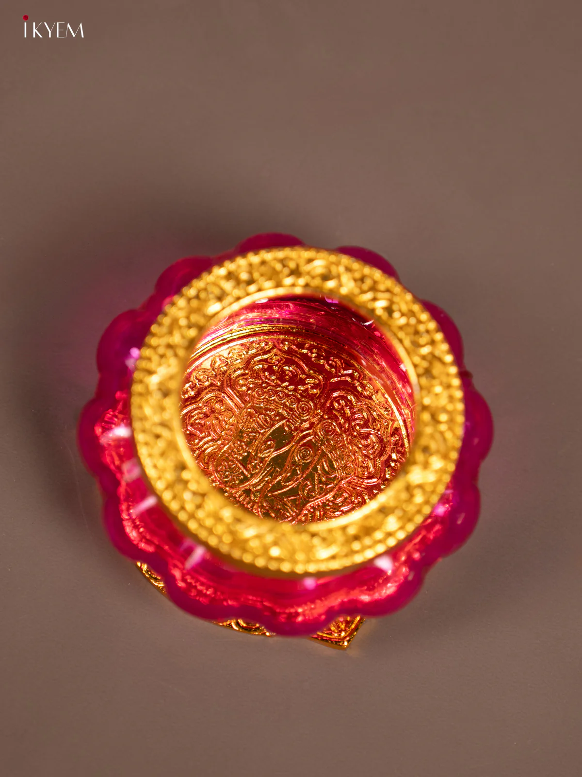 Kubera Lakshmi Pot with Peacock - Pink - KE29123 - Image 4