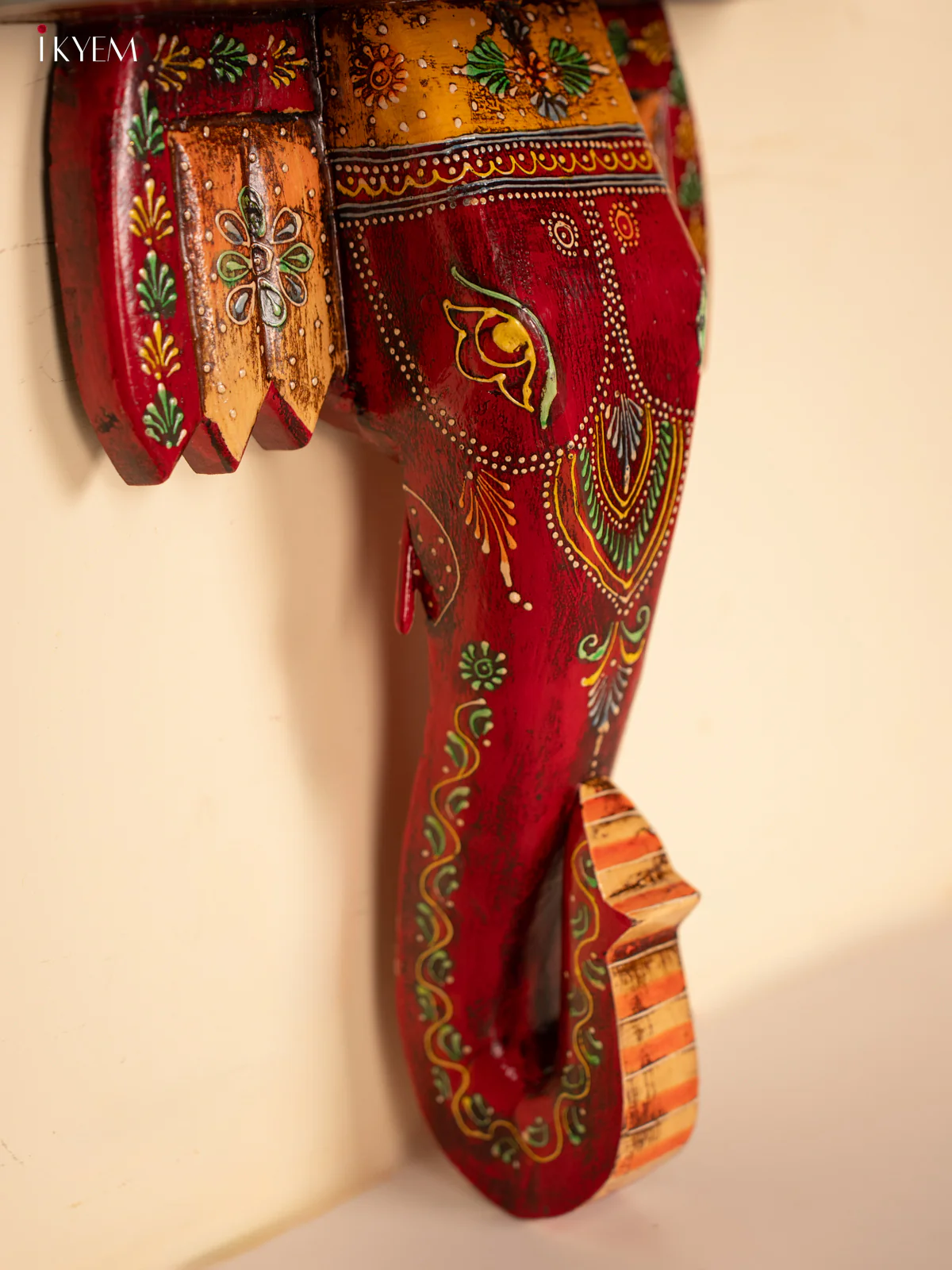 Wooden Wall stand/shelf/bracket Elephant face - Big - Red with Blue - KE29192 - Image 3