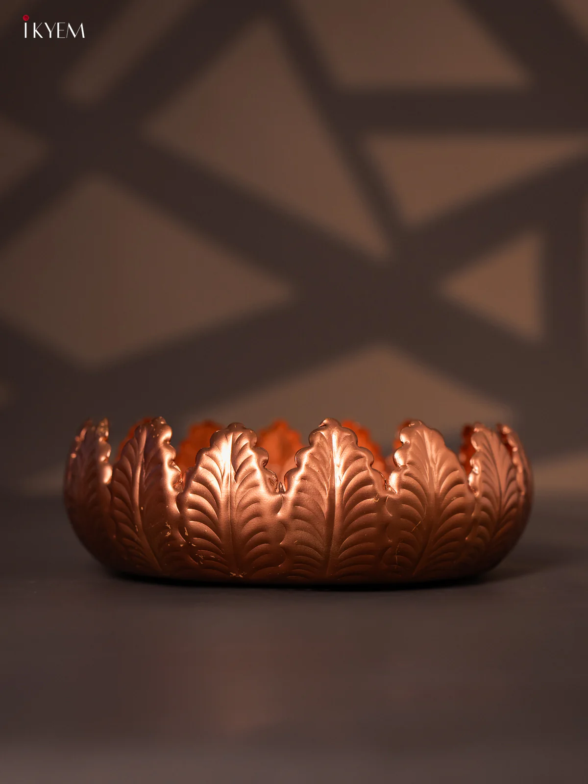 Metal Copper coating Leaf Urli 10*10 Small - Image 2