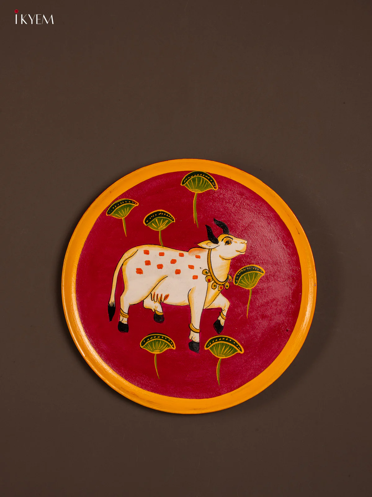 Wooden Hand painted Wall Hanging Plate - Cow - KE31139