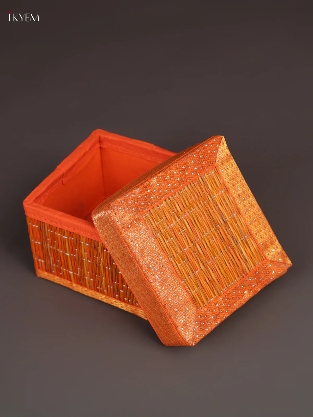 Square Korai Box With Zari Borders - Orange - (4×4) - KEA2816 - Image 2
