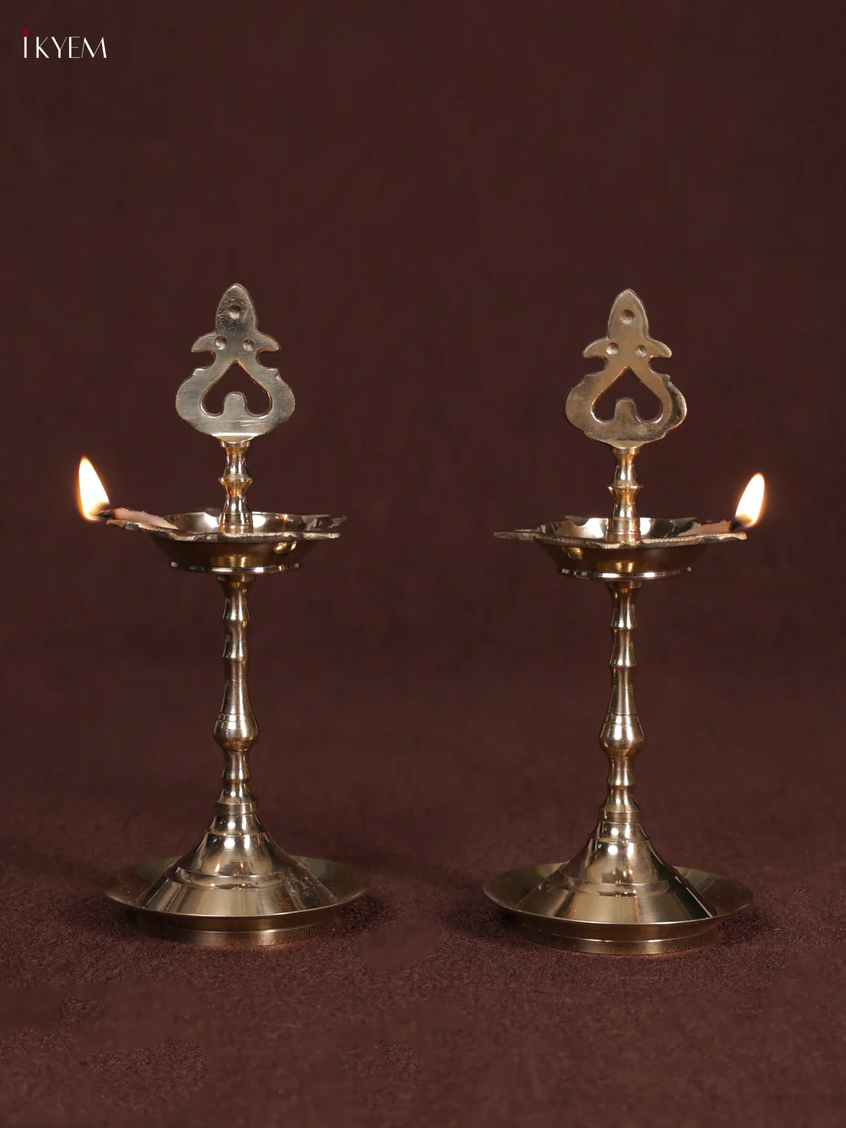 Brass Karaikudi Pirai Design Kuthu Vilakku - Set of 2 - 7 inch - KEA2902