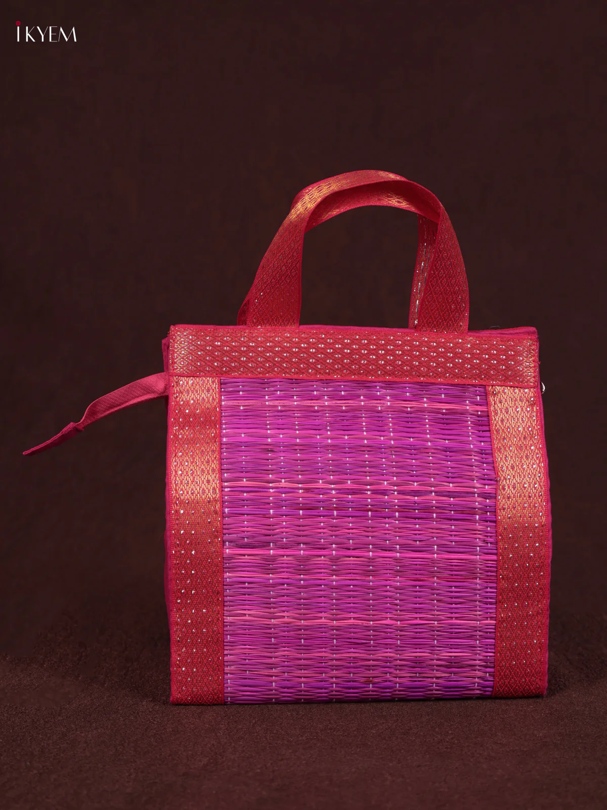 Korai Handbag - Pink With Zip - (8×8) - KEB24034