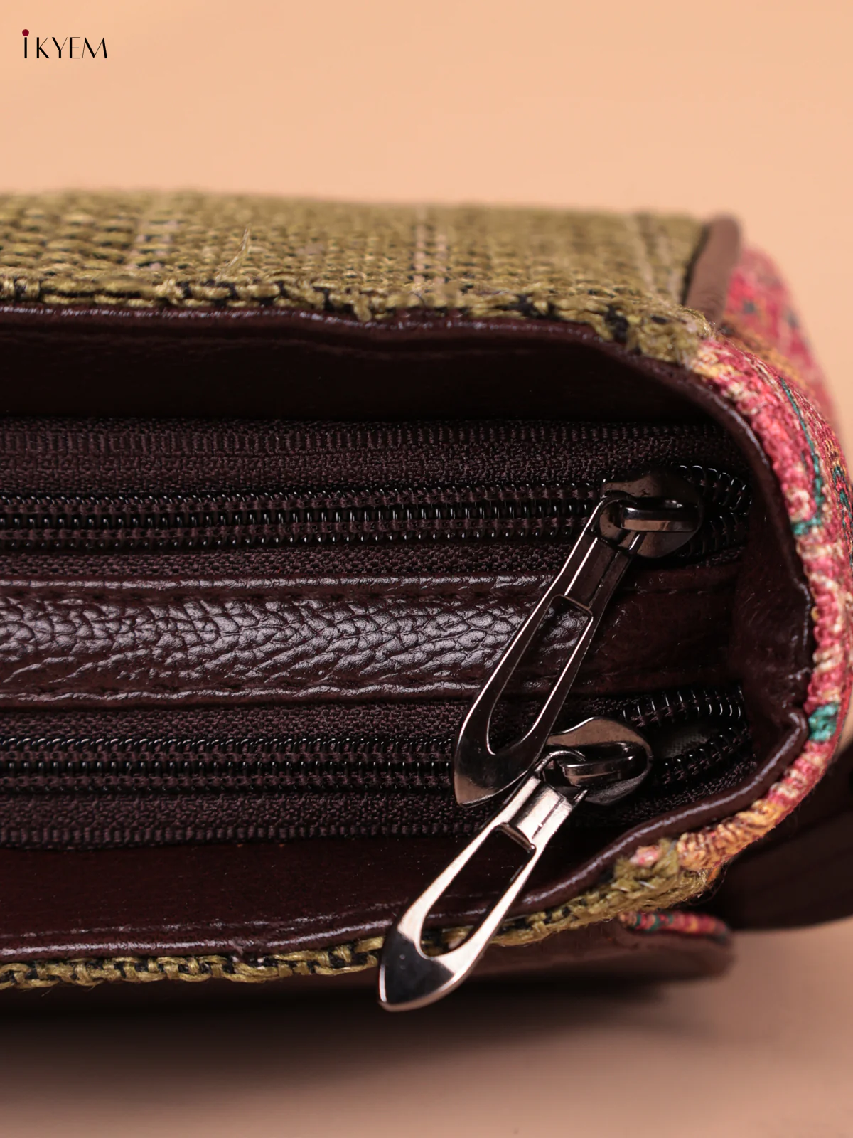 Printed Sling Bag - Green - Image 3