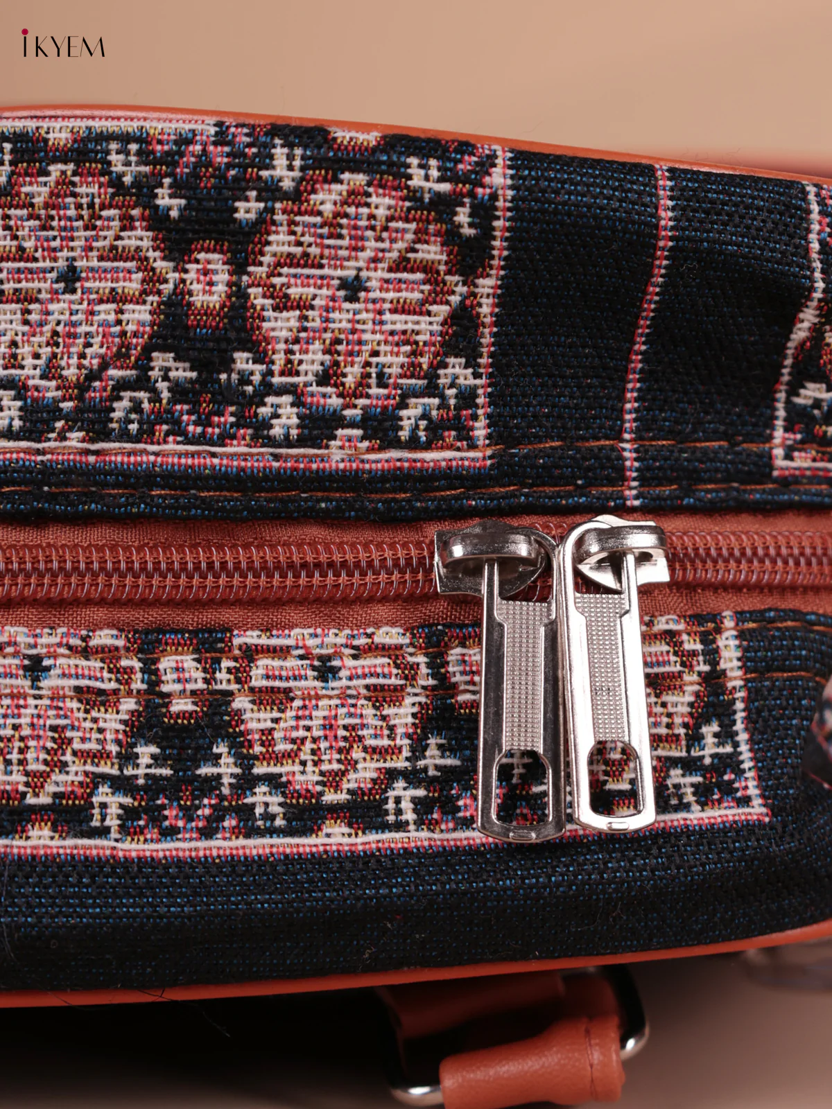 Elephant Printed Hand Bag - Black - Image 3