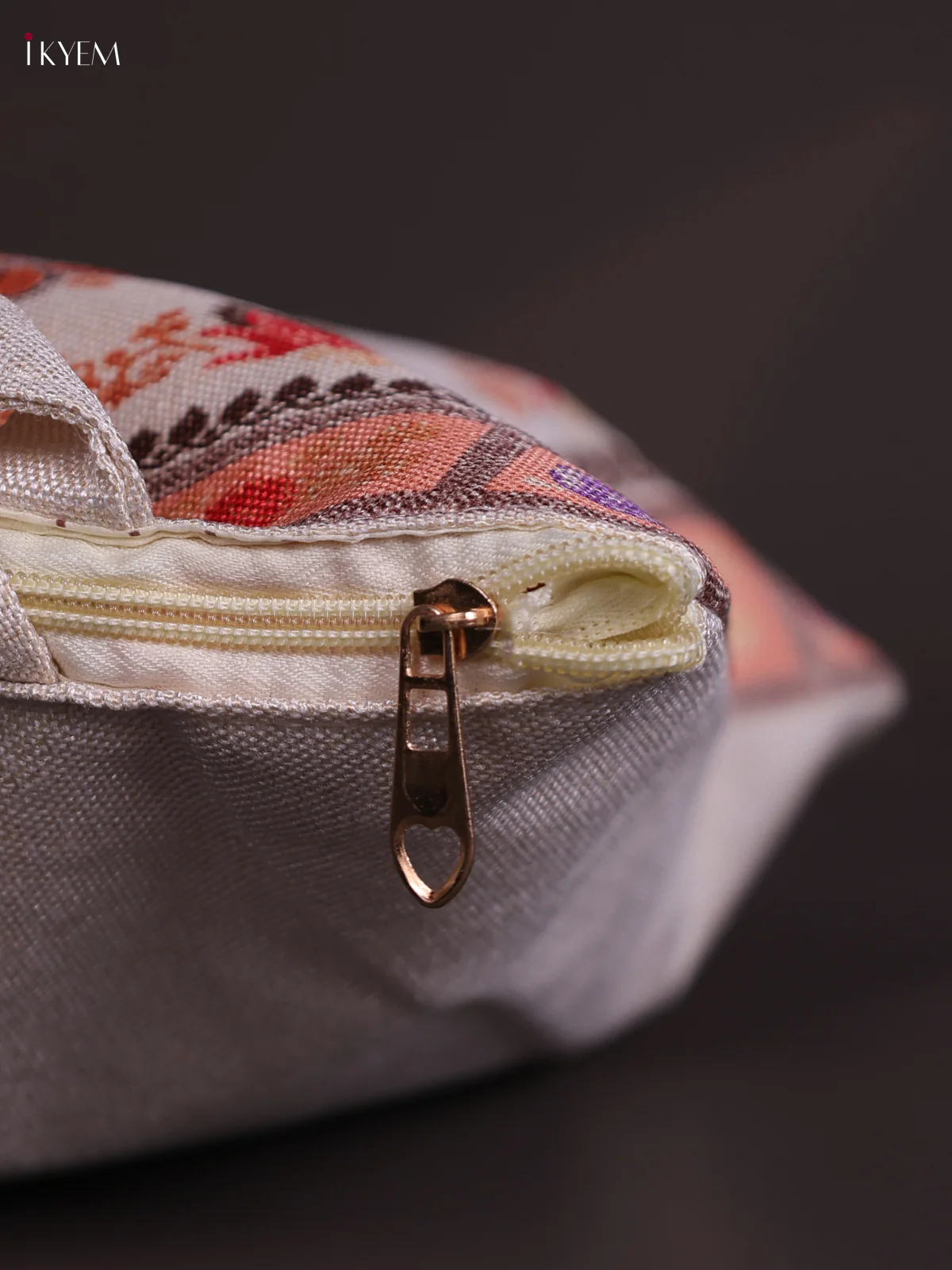 Artistic Mandala Printed Jute Bag - Peach - Image 3