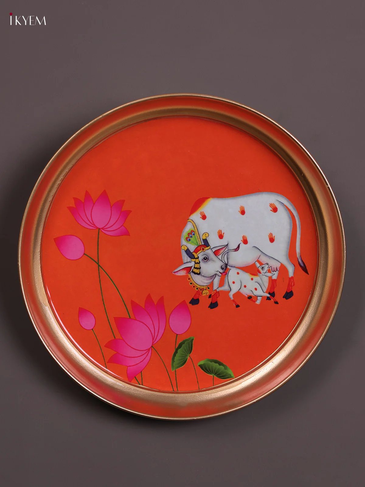 Cow & Claf - Printed Brass Coated Plate With Hook Orange - 8 inch