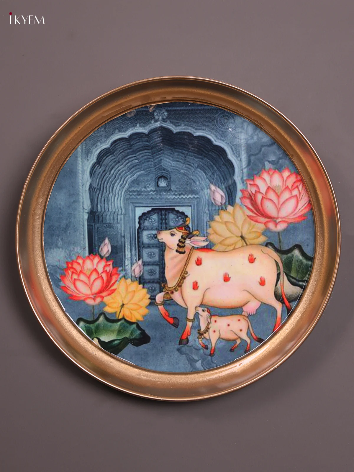 Cow & Claf - Printed Brass Coated Plate With Hook Teal - 8 inch
