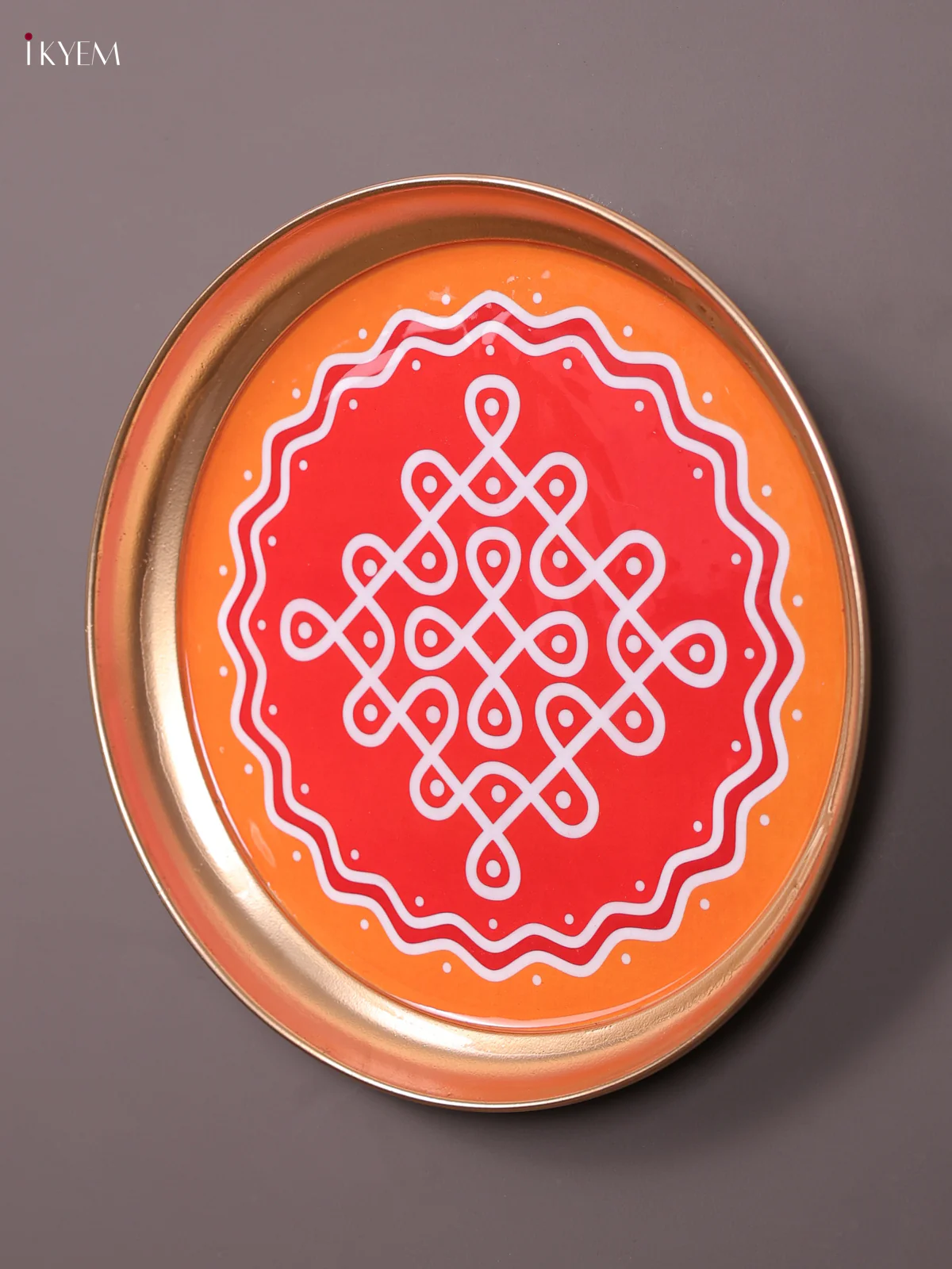 Kolam - Printed Brass Coated Plate With Hook Red & Orange - 8 inch - Image 3