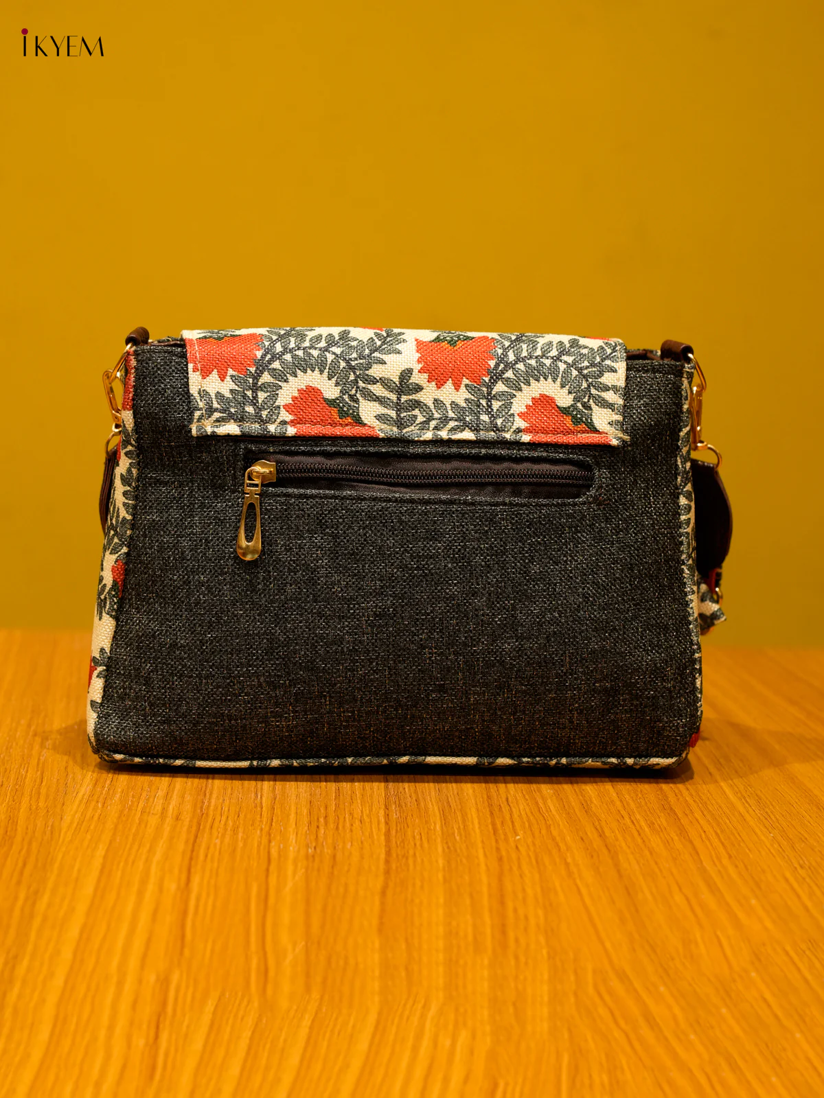 Printed Sling Bag - Gray & Cream - Image 2