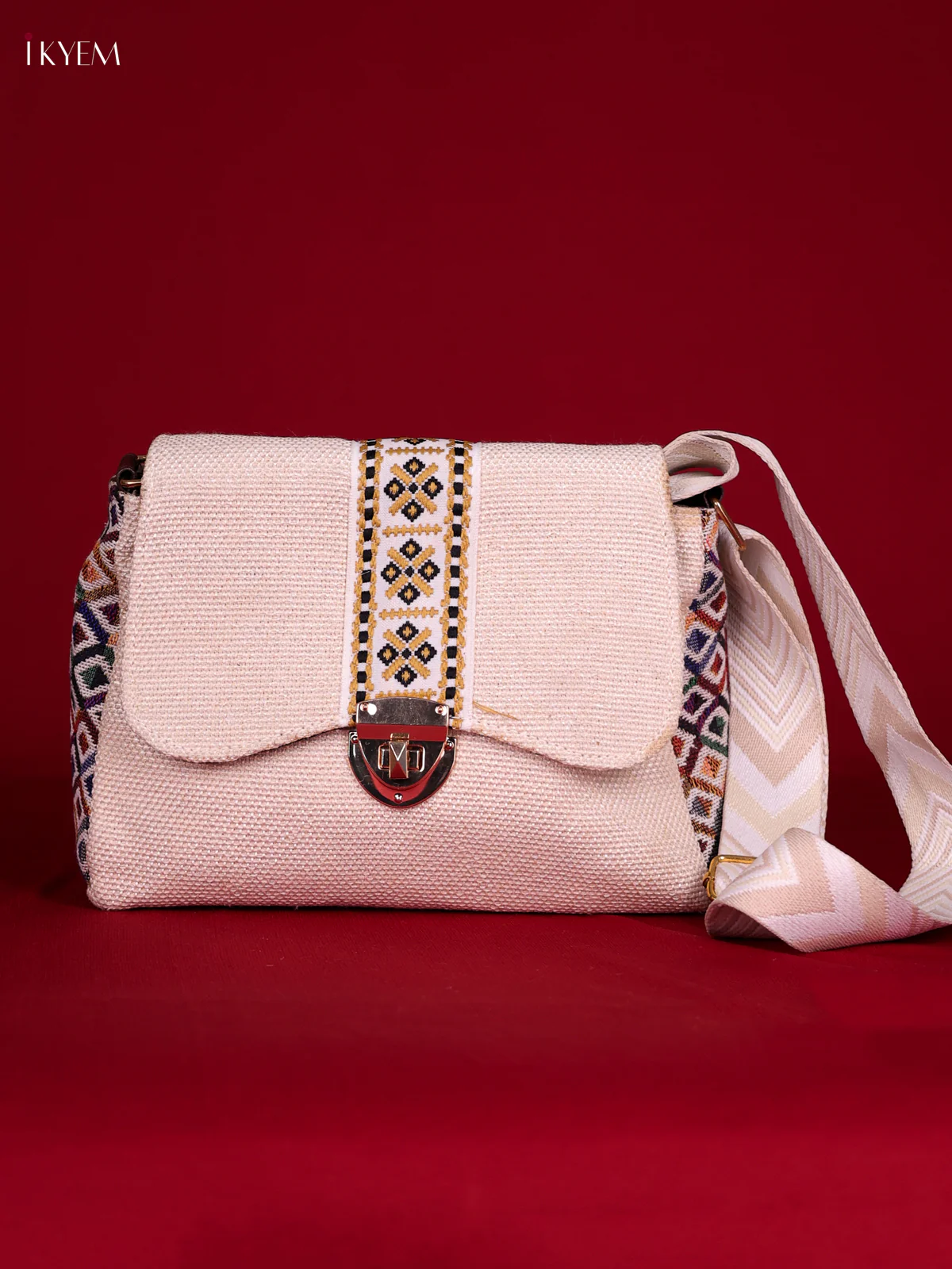 Printed Sling Bag - Cream