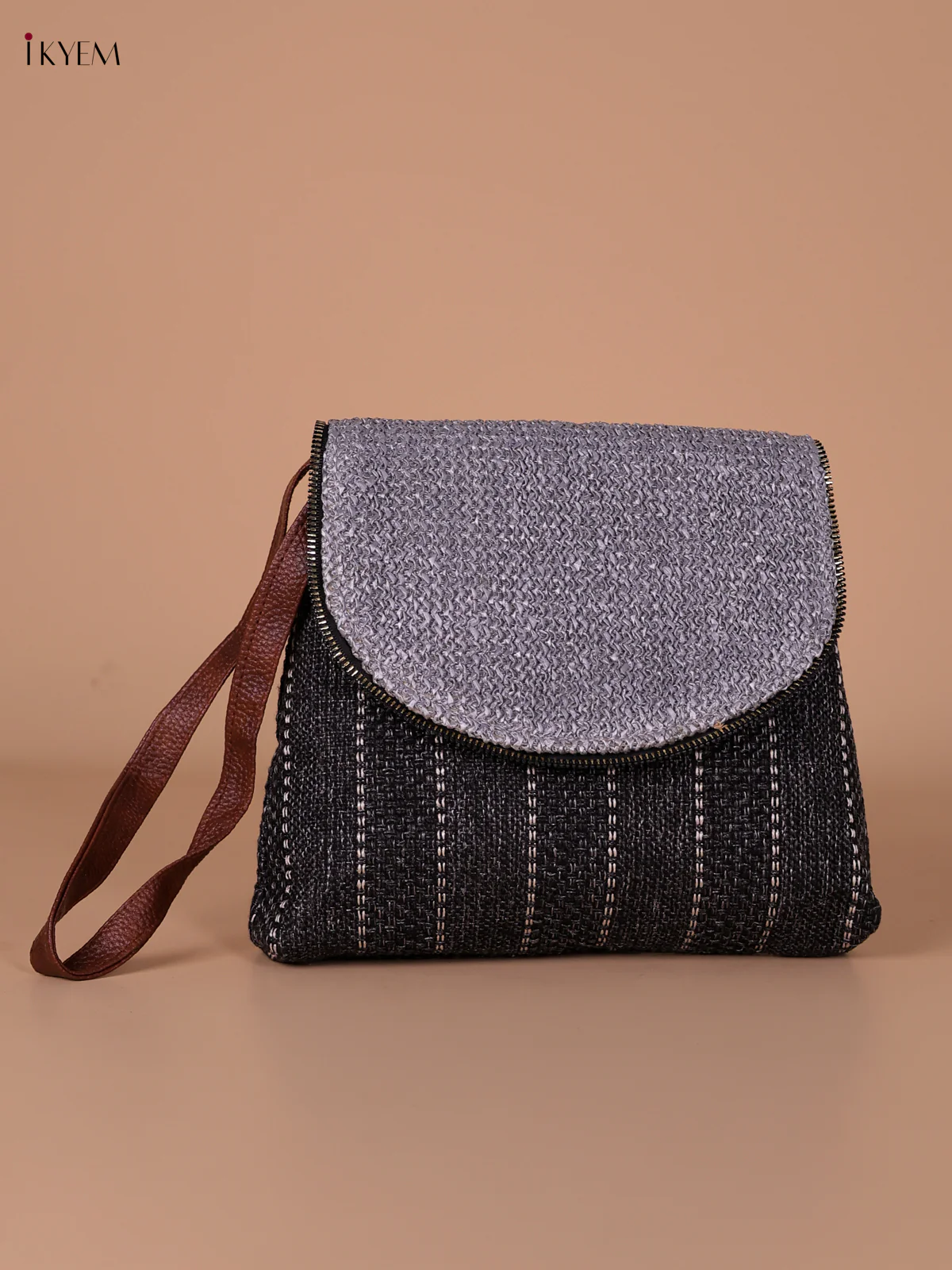 Printed Sling Bag - Black