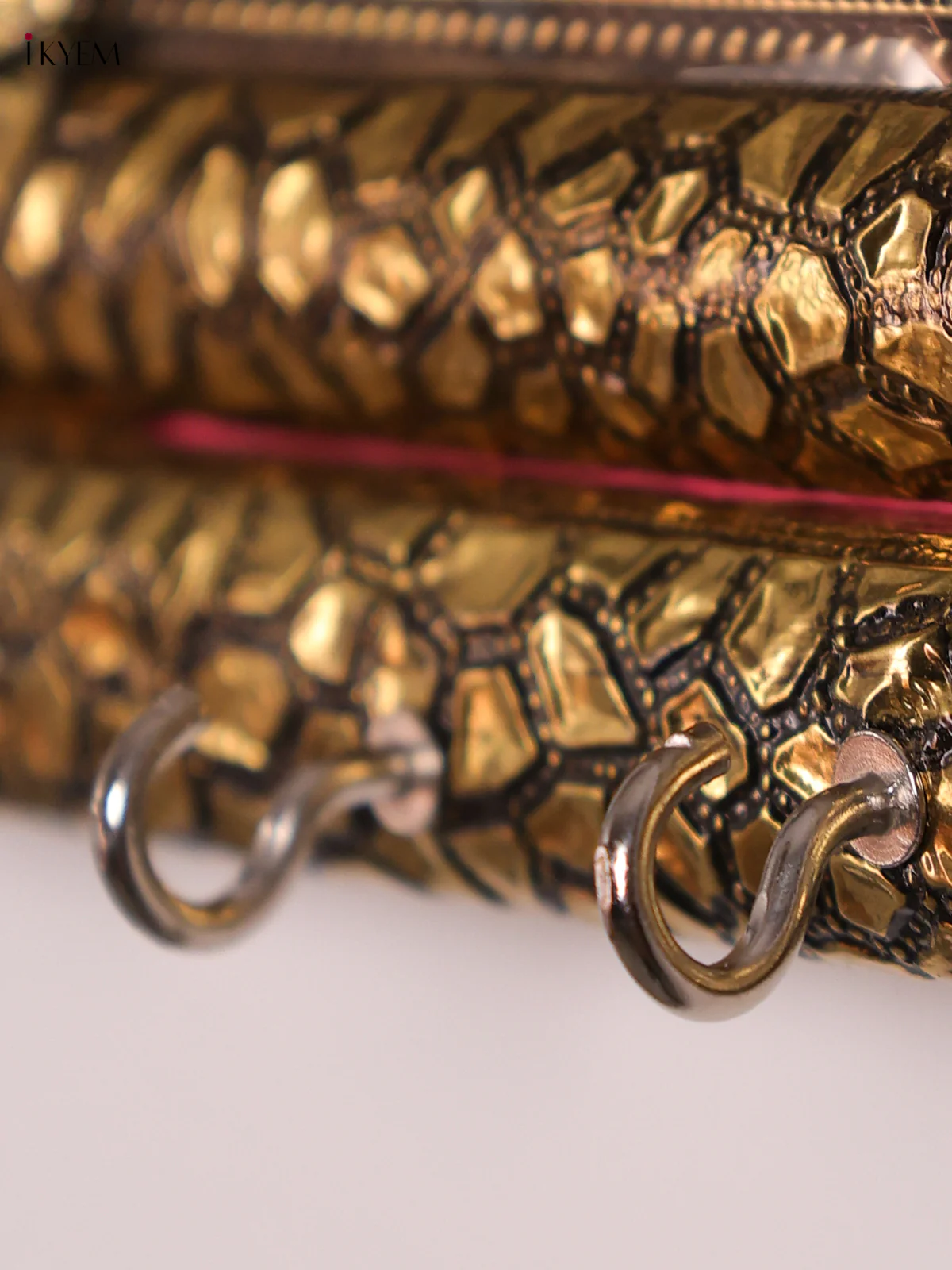 Key Holder with Peacock design-KEE08007 - Image 3