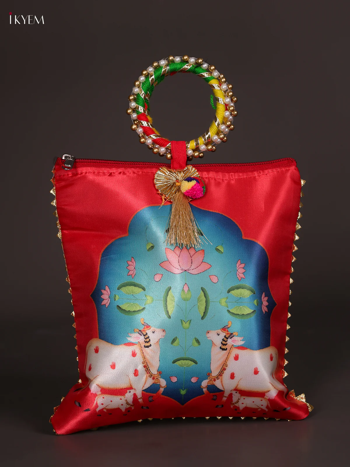 PICHWAI DIGITAL PRINTED GIFT BAG WITH BANGLE HANDLE - RED-KEE14007