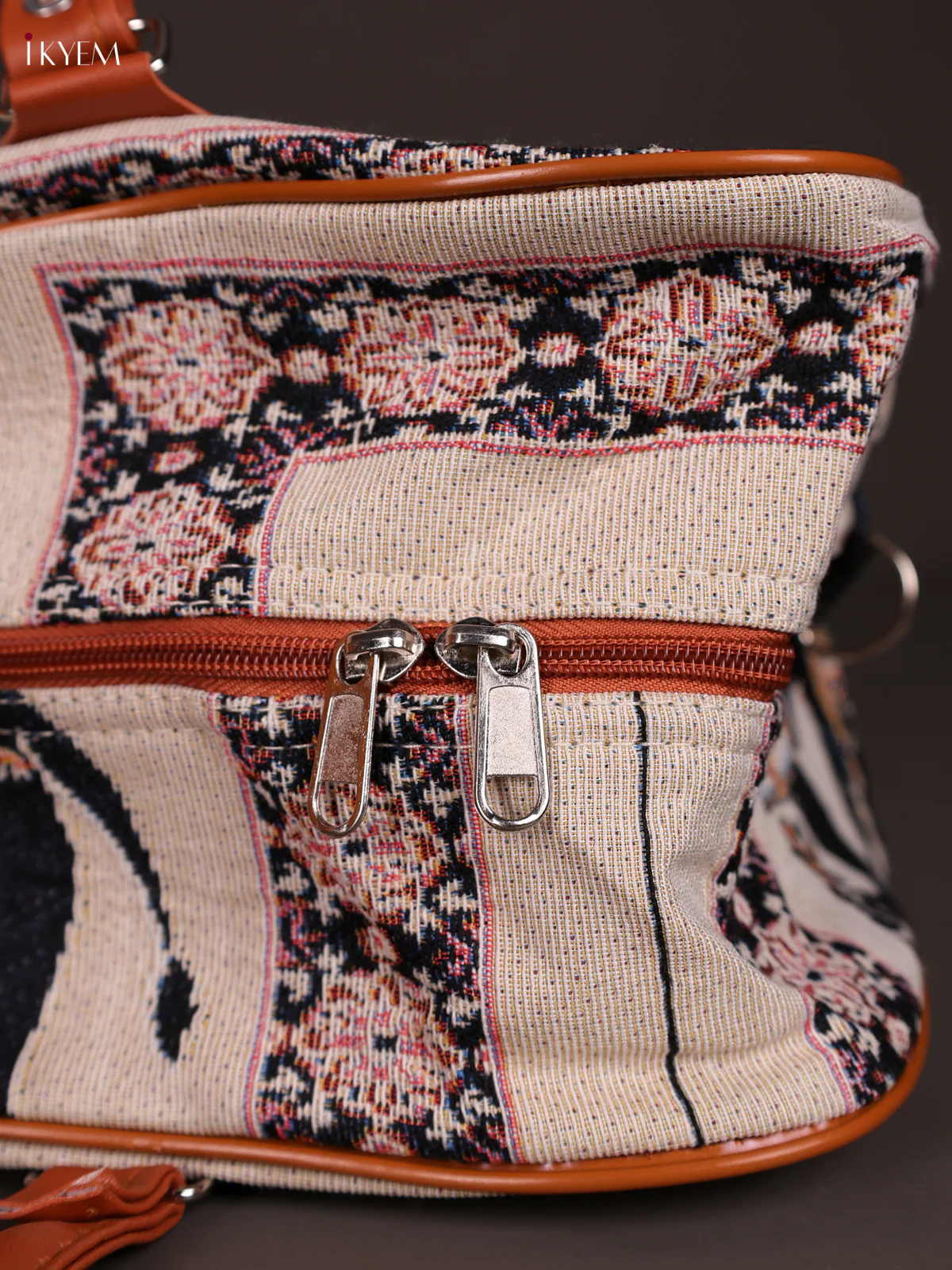 Elephant Printed Hand Bag- Cream-KEE16001 - Image 4