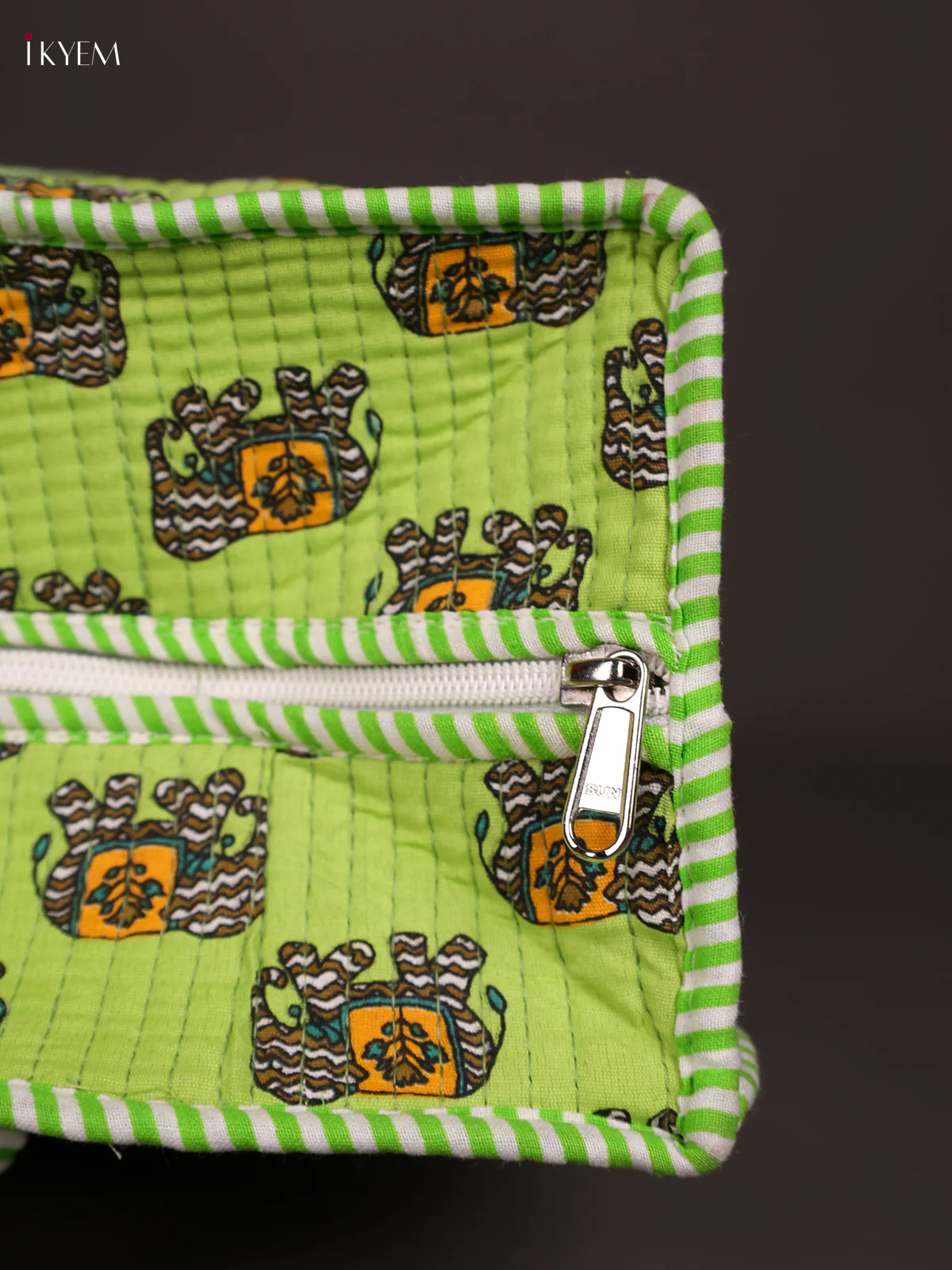 Elephant Printed Hand Bag- Green-KEE16049 - Image 4